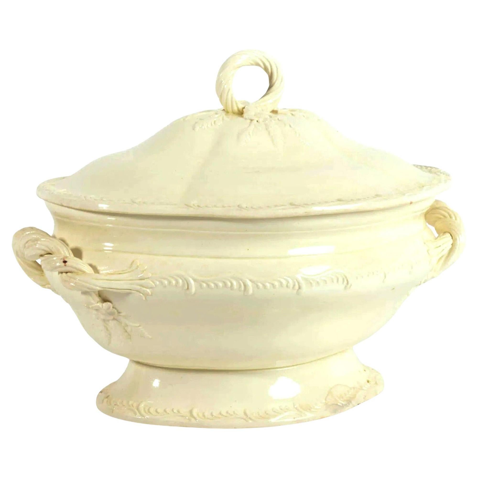 The Genesis of Elegance: A Creamware Tureen from the Georgian Table

This exceptional creamware soup tureen, dating from the late 18th century (c. 1770–1800), is a magnificent example of how British ceramic innovation revolutionized the European