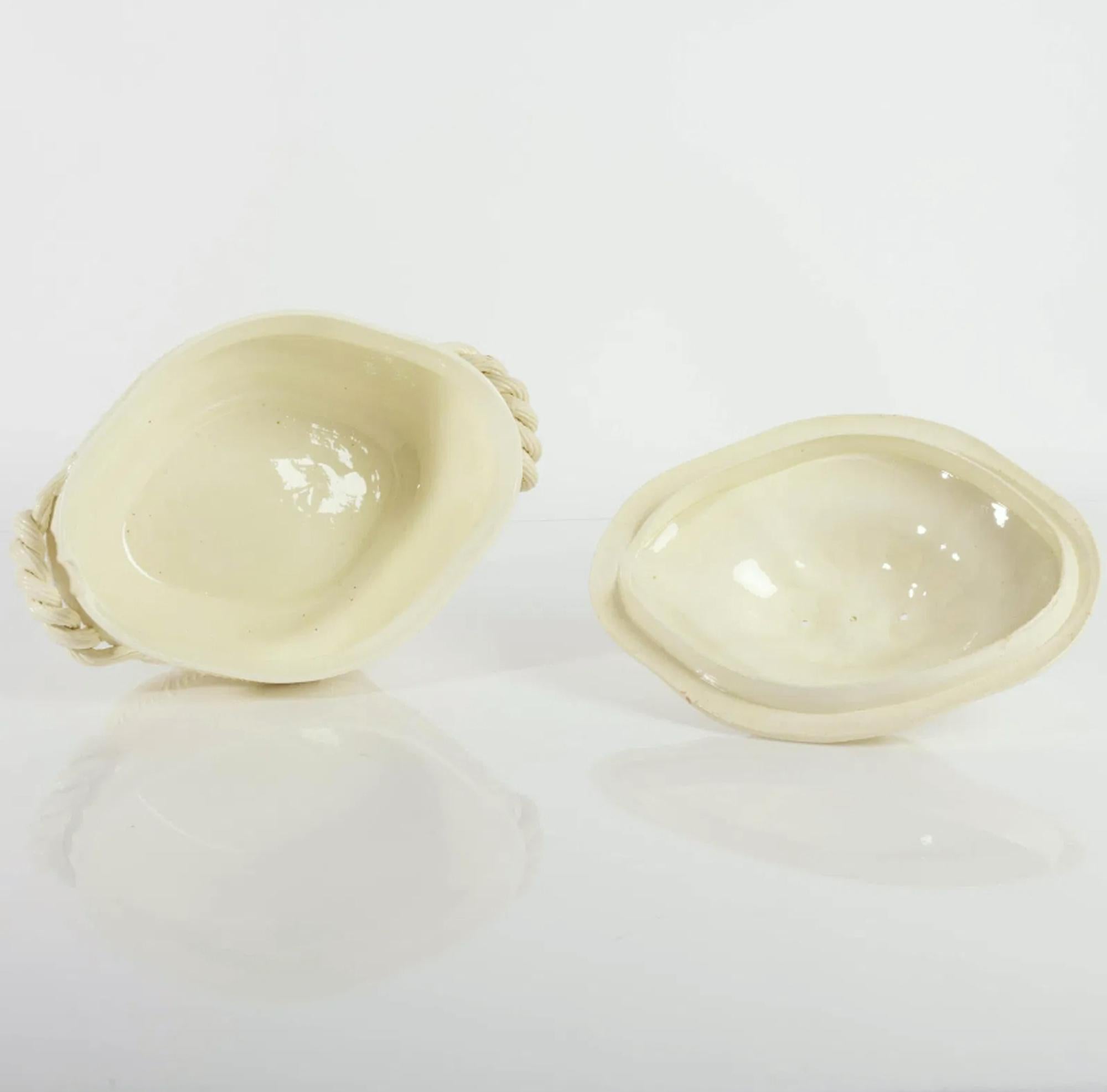 English Creamware Soup Tureen and Cover, Leeds, Yorkshire For Sale 2