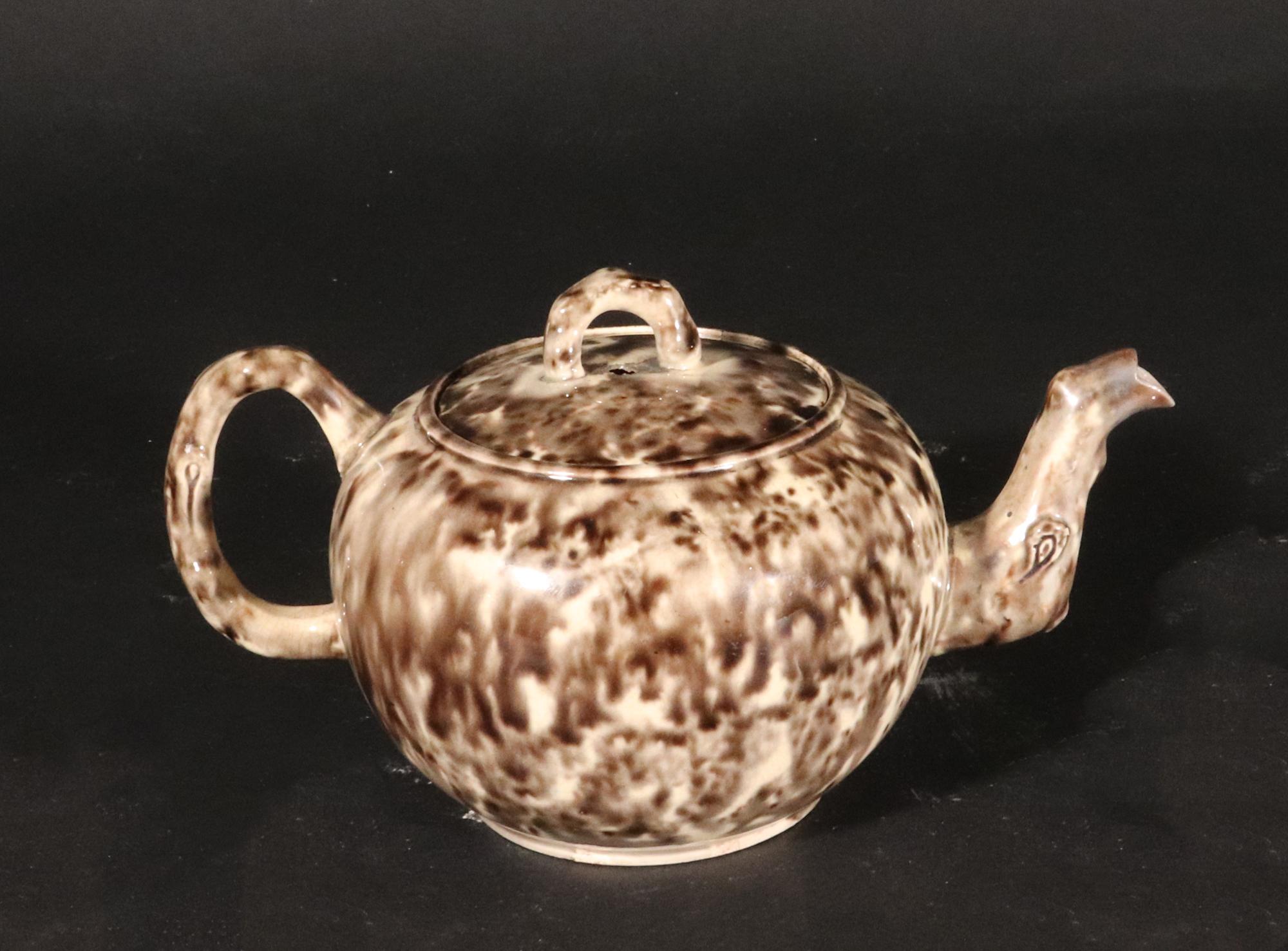 English Creamware Whieldon Type Pottery Teapot and Cover In Good Condition For Sale In Downingtown, PA