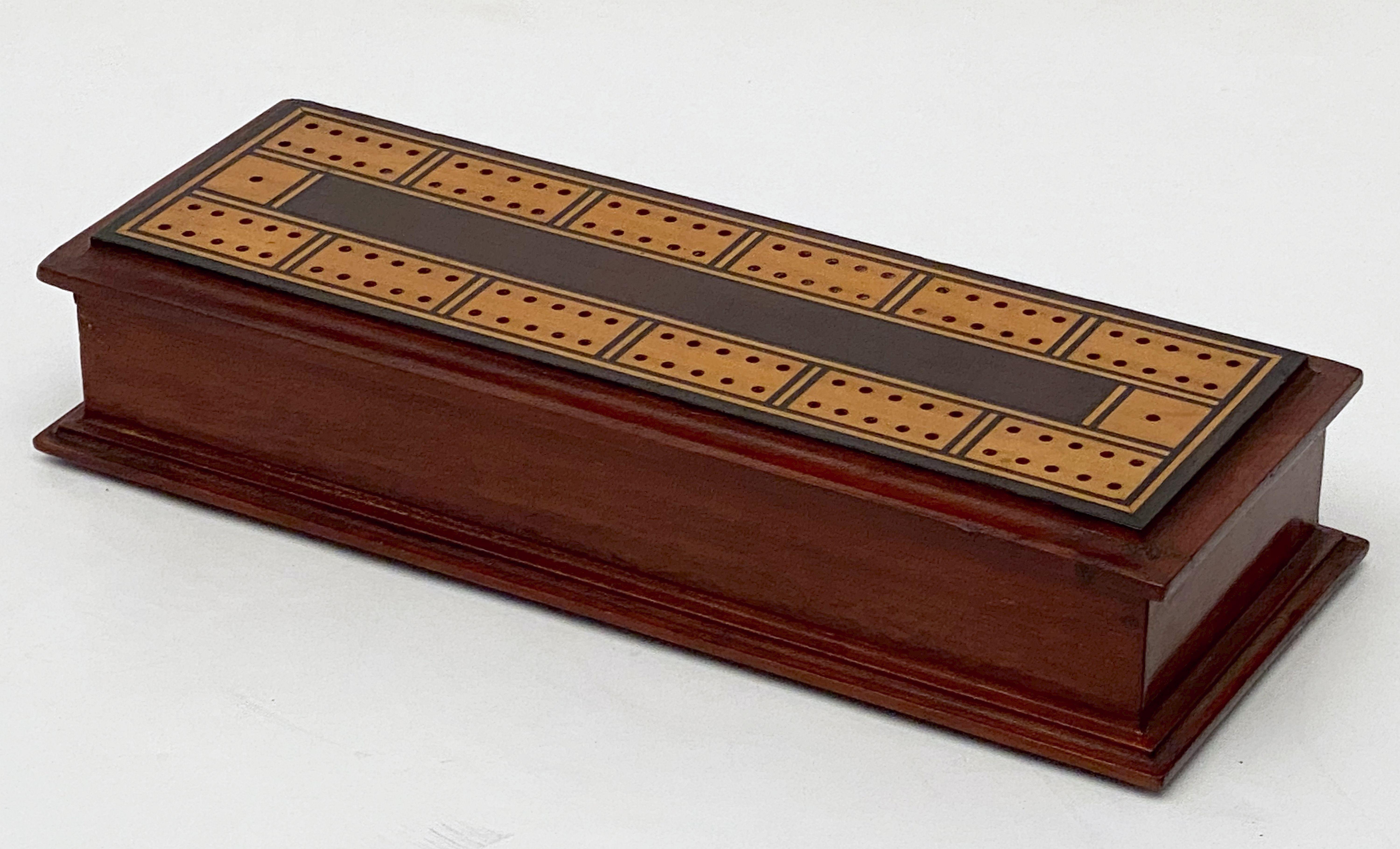 English Cribbage Board or Game Box of Inlaid Mahogany 7