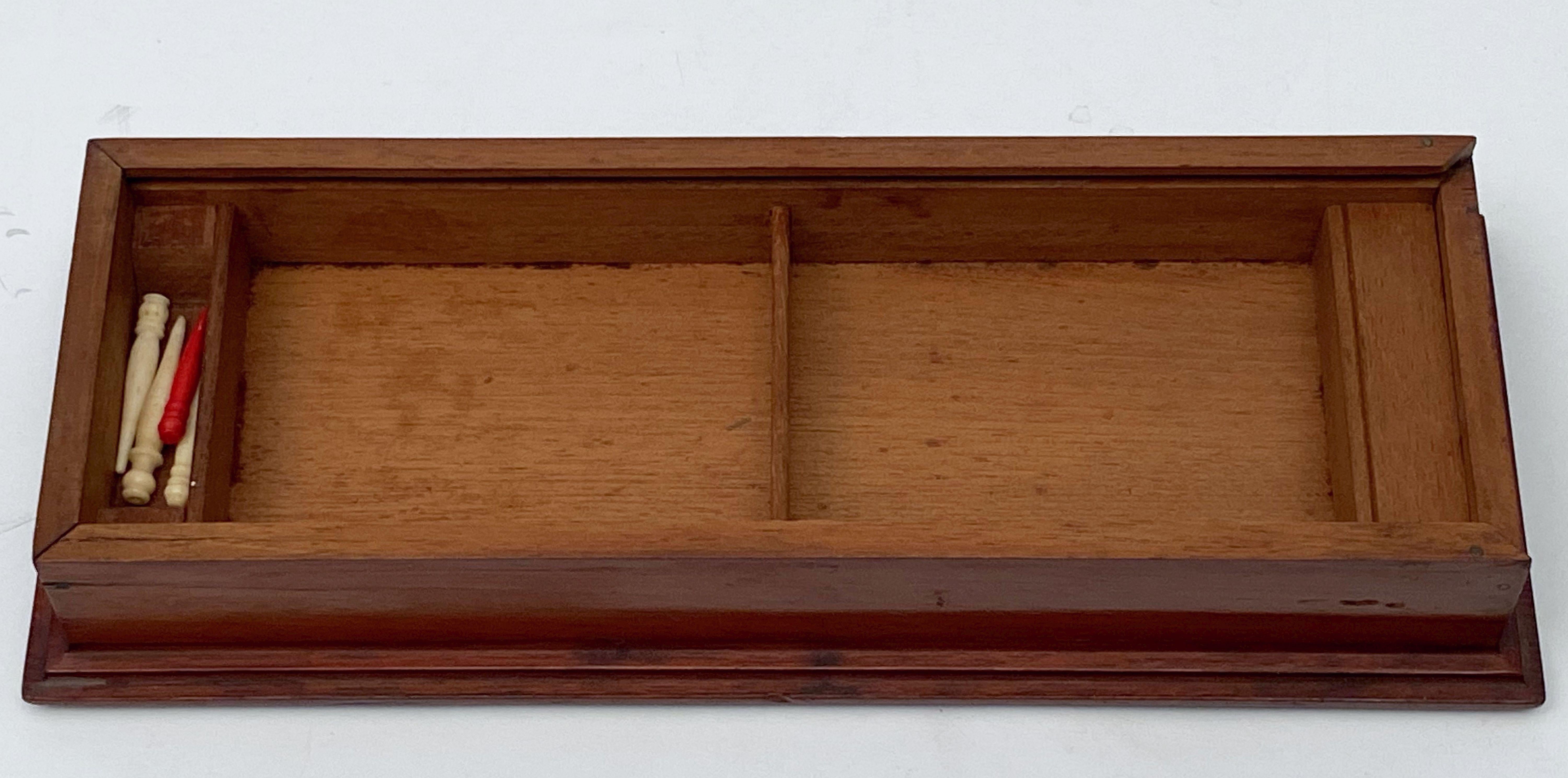 19th Century English Cribbage Board or Game Box of Inlaid Mahogany