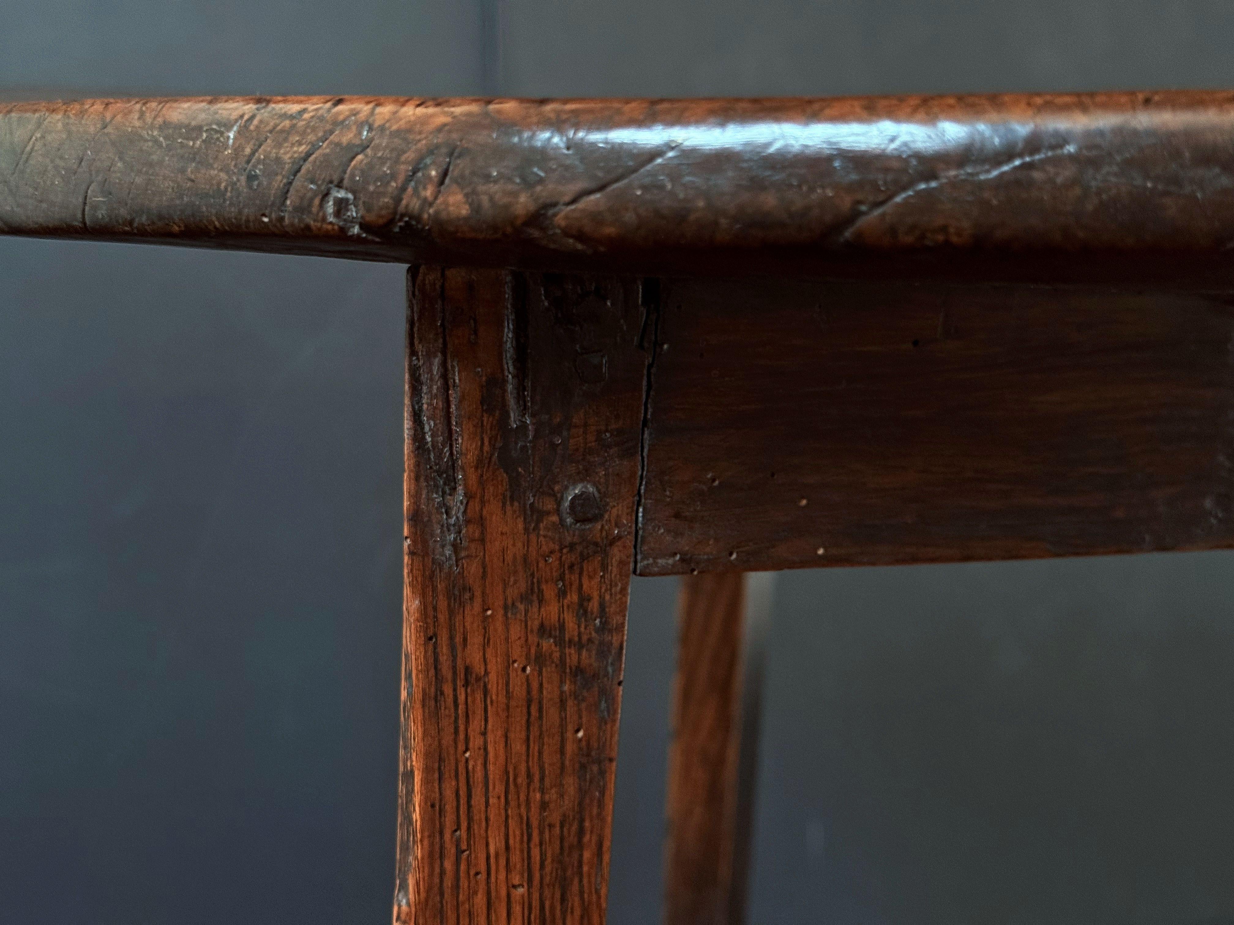 Wood English Cricket Table of Patinated Oak from the Georgian Era For Sale