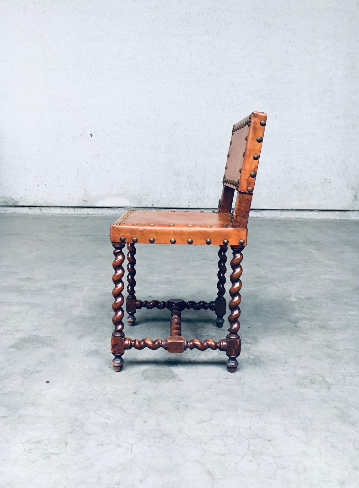 Englische Beistellstühle aus braunem Leder und Eiche im Cromwellian-Stil, frühe 1900er Jahre im Angebot 3