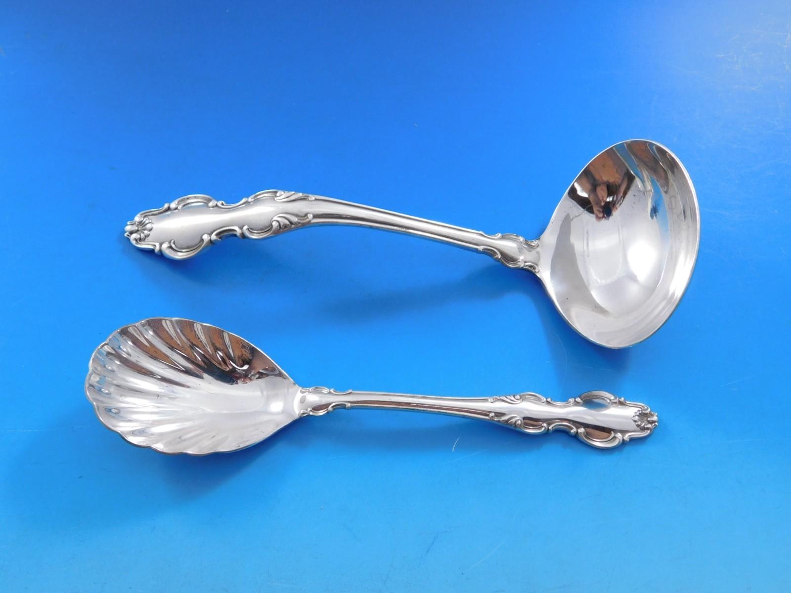 English Crown by Reed & Barton Silverplate Flatware Set for 24 Service 127 pc In Excellent Condition For Sale In Big Bend, WI
