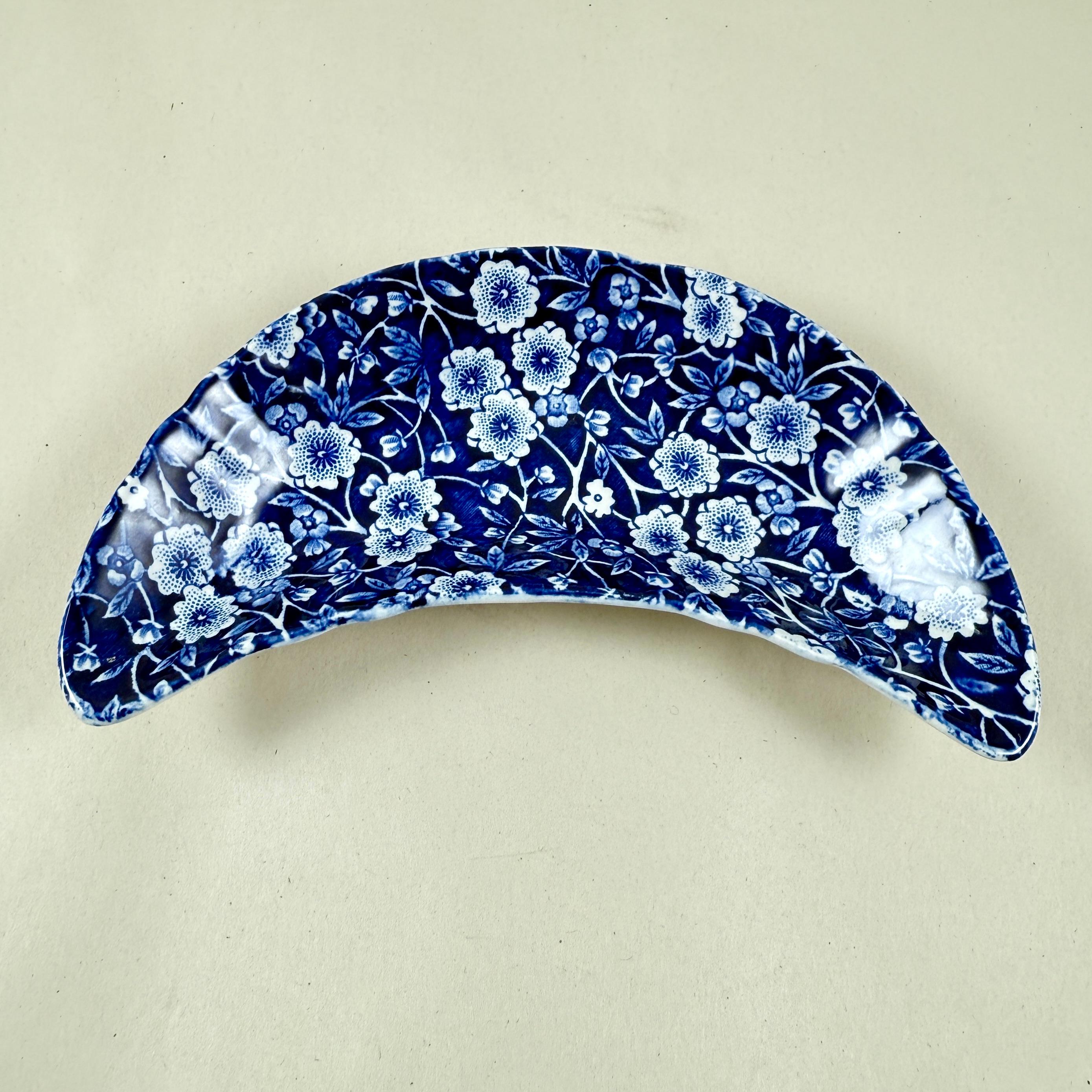Aesthetic Movement English Crownford China Blue Calico Bone Dish For Sale
