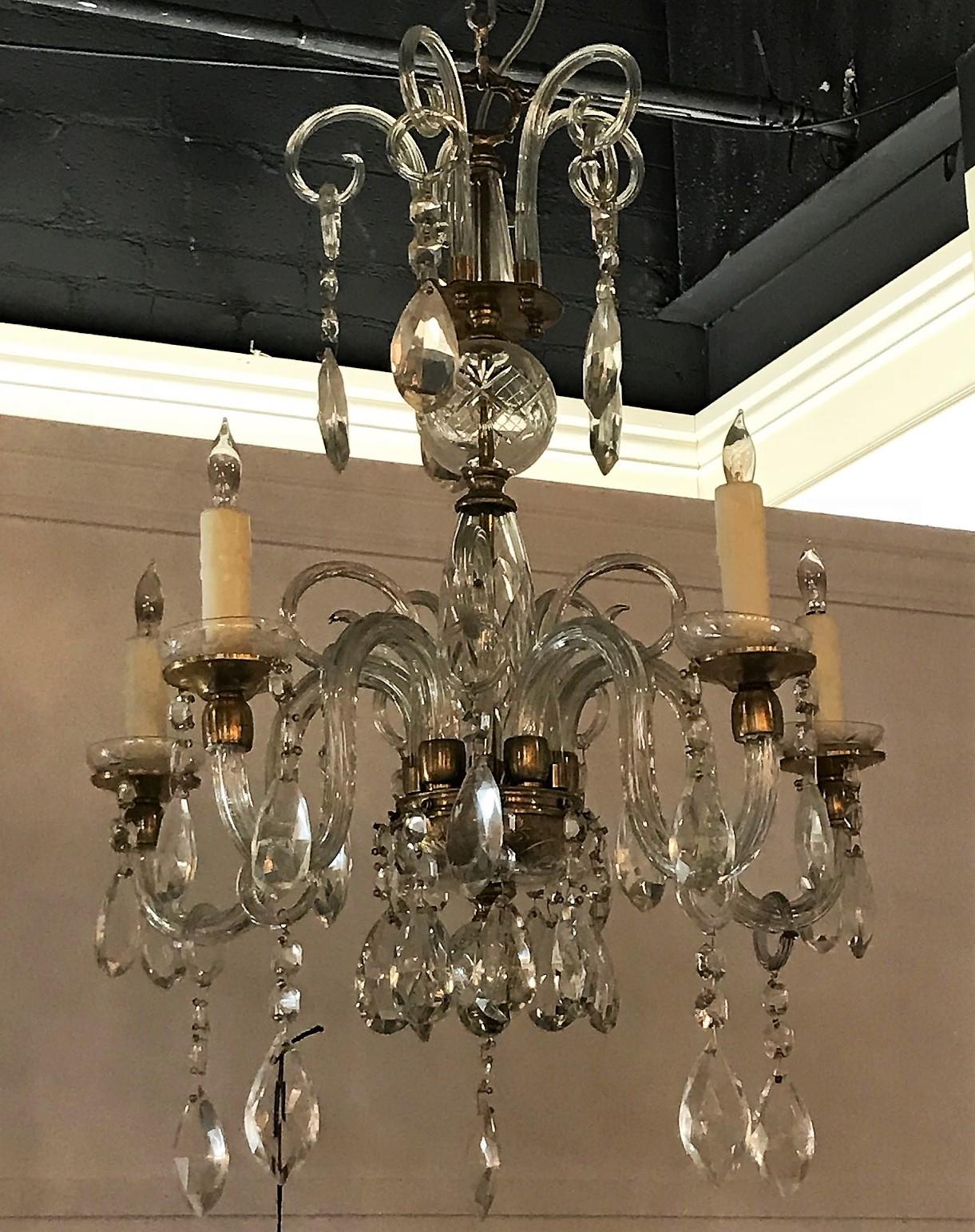 Early 20th Century English Crystal and Blown Glass Chandelier