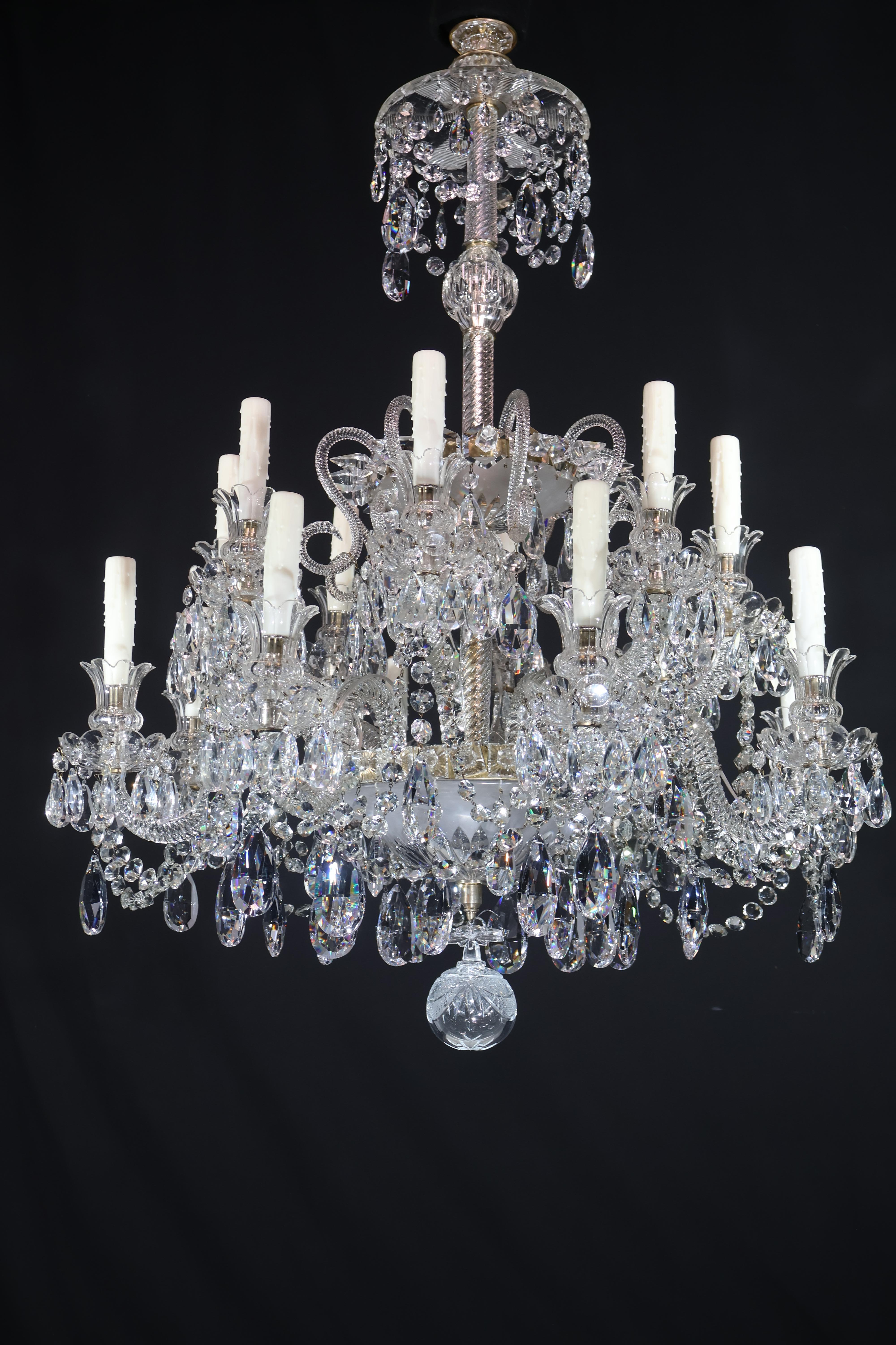 Lampadario di cristallo inglese in vendita 7
