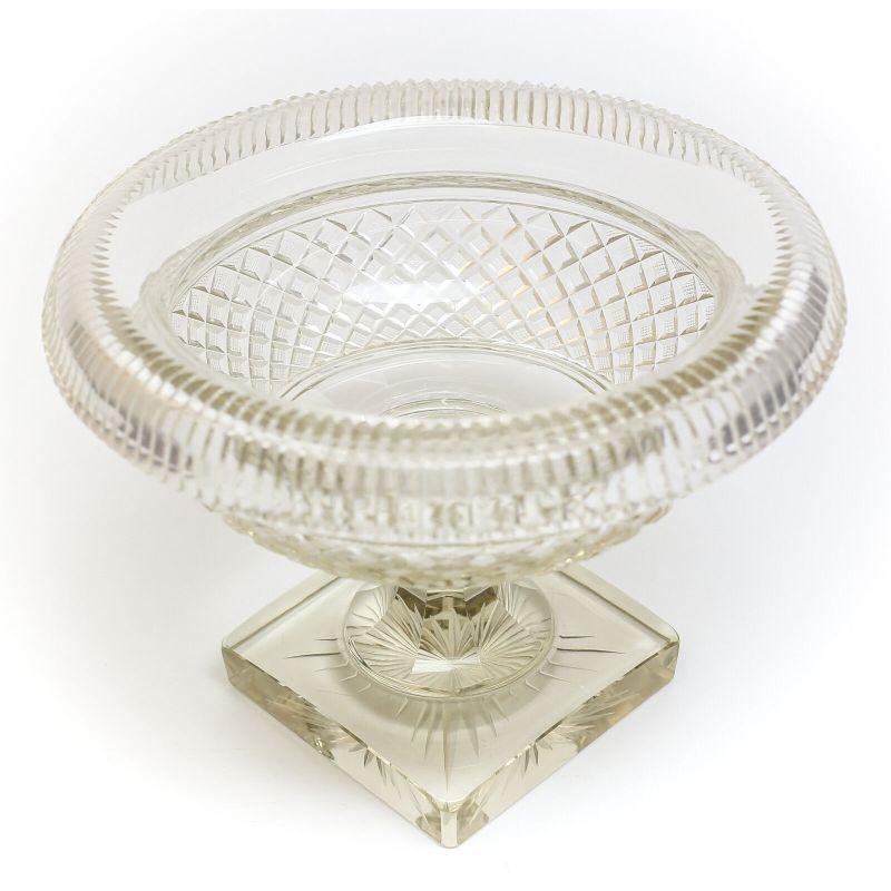 English Crystal Footed Centerpiece Bowl, Hand Cut & Polished, Early 19th Century In Good Condition For Sale In Gardena, CA