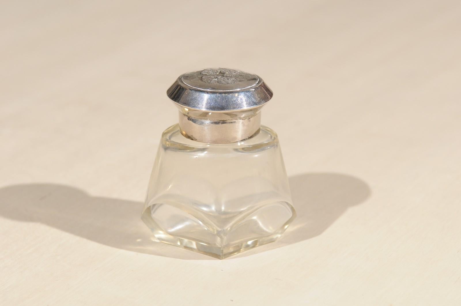 English Crystal Toiletry Bottle from Birmingham with Silver Lid, circa 1924 For Sale 2