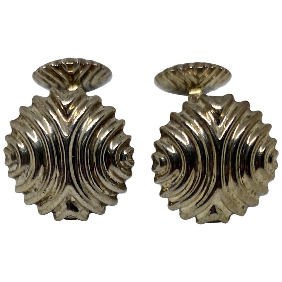 English Cufflinks in Sterling Silver For Sale