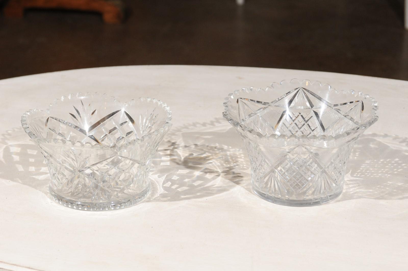 English Cut Crystal Bowl with Scalloped Top and Diamond Motifs, circa 1900 For Sale 3