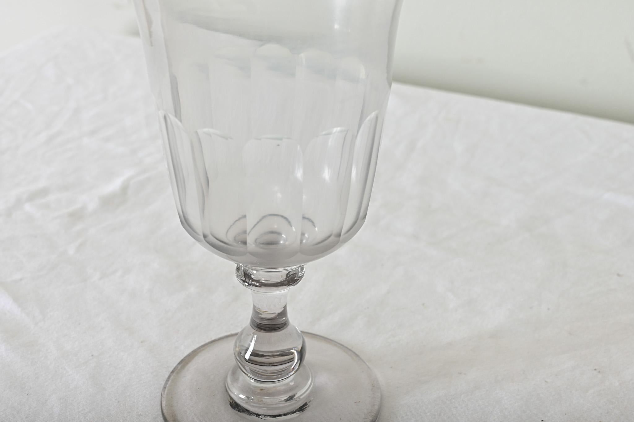 Große Vase aus englischem Schnittglas (Sonstiges) im Angebot
