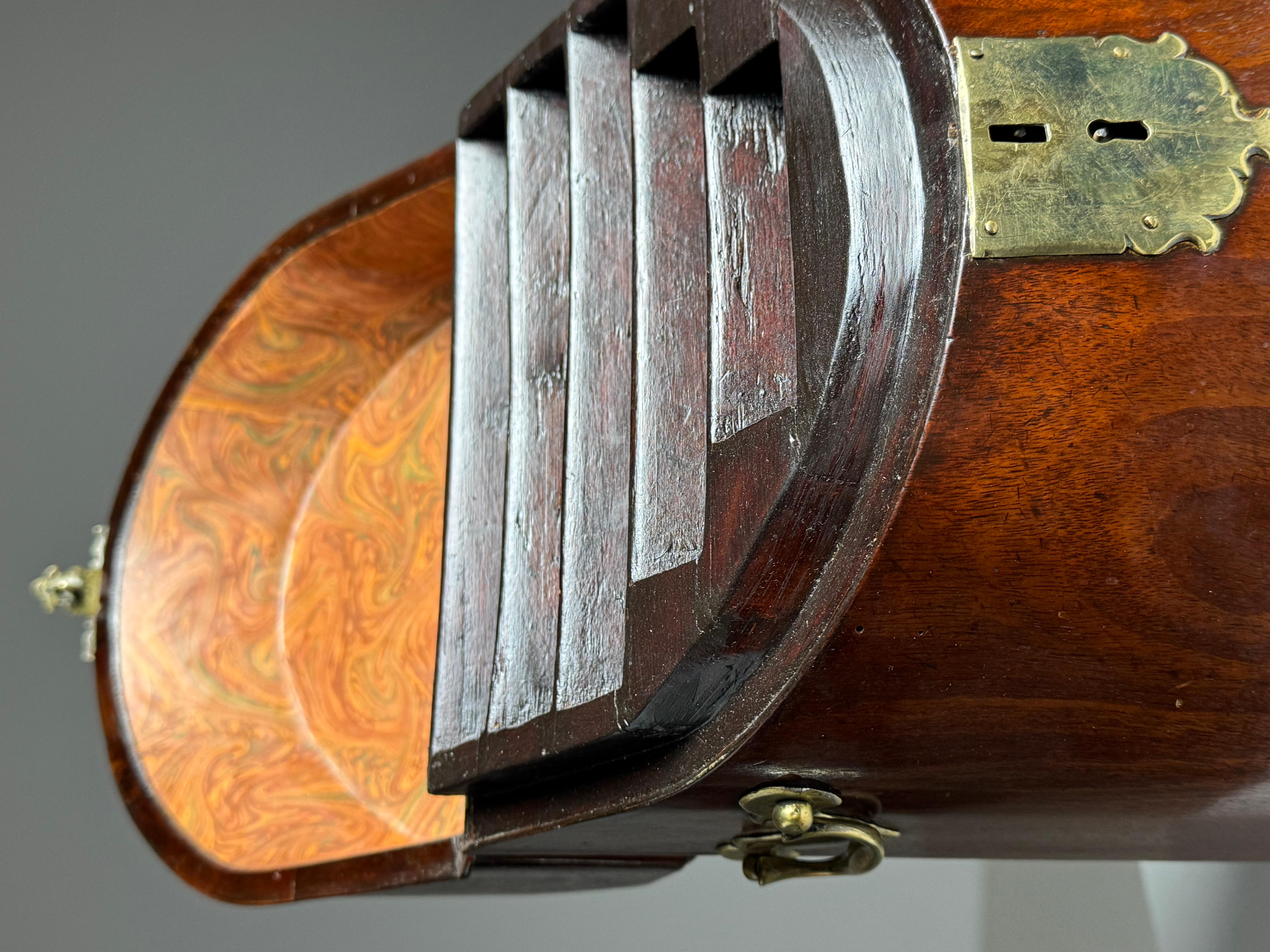Portacartas de cuchillería inglesa Siglo XVIII en venta 13