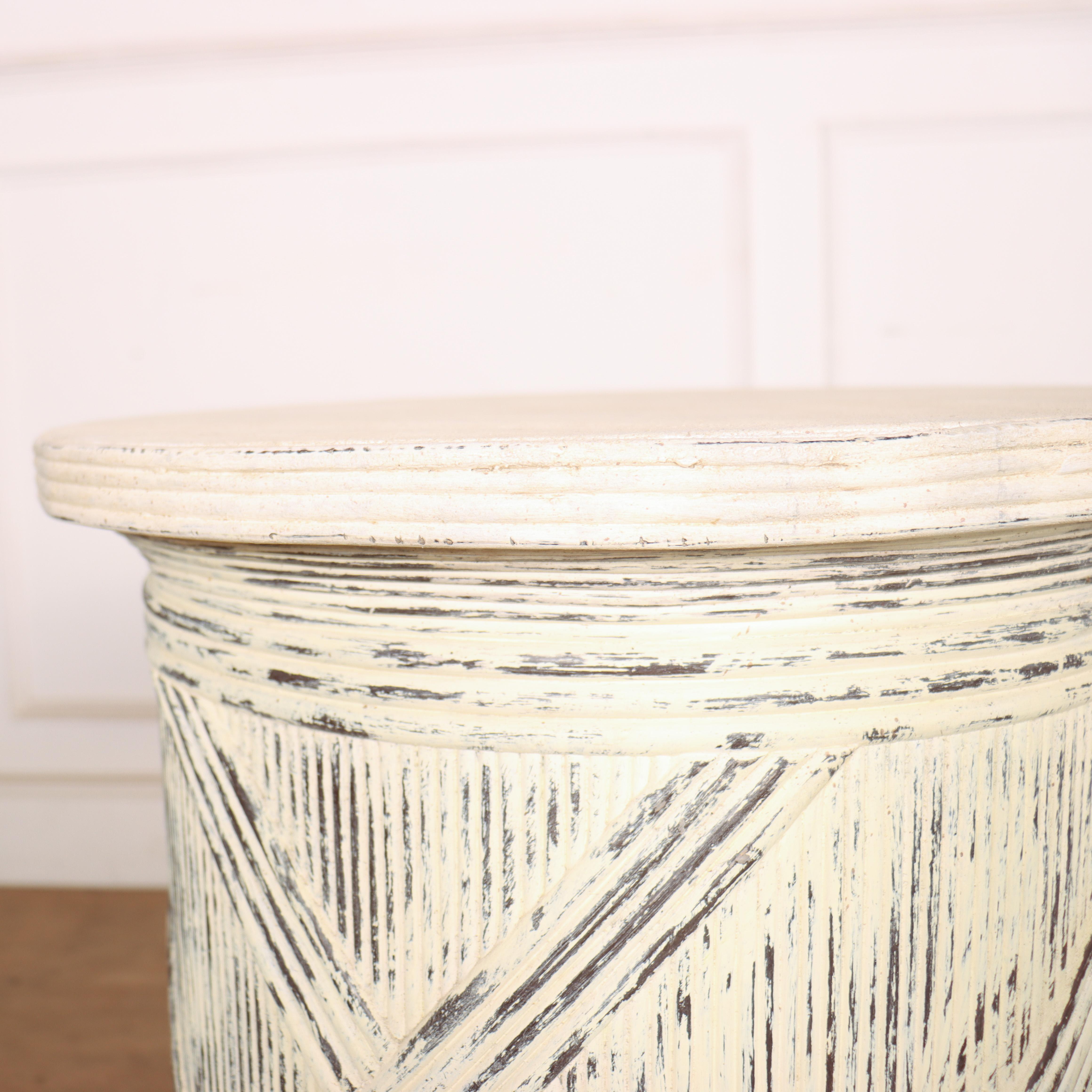 19th Century English Cylindrical Sculpture Stand For Sale