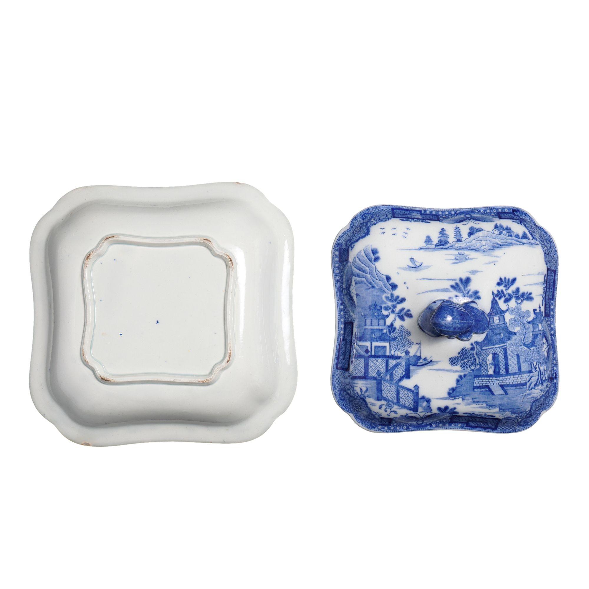 Fuente inglesa Davenport Tea House, c. 1800-25 en venta 1