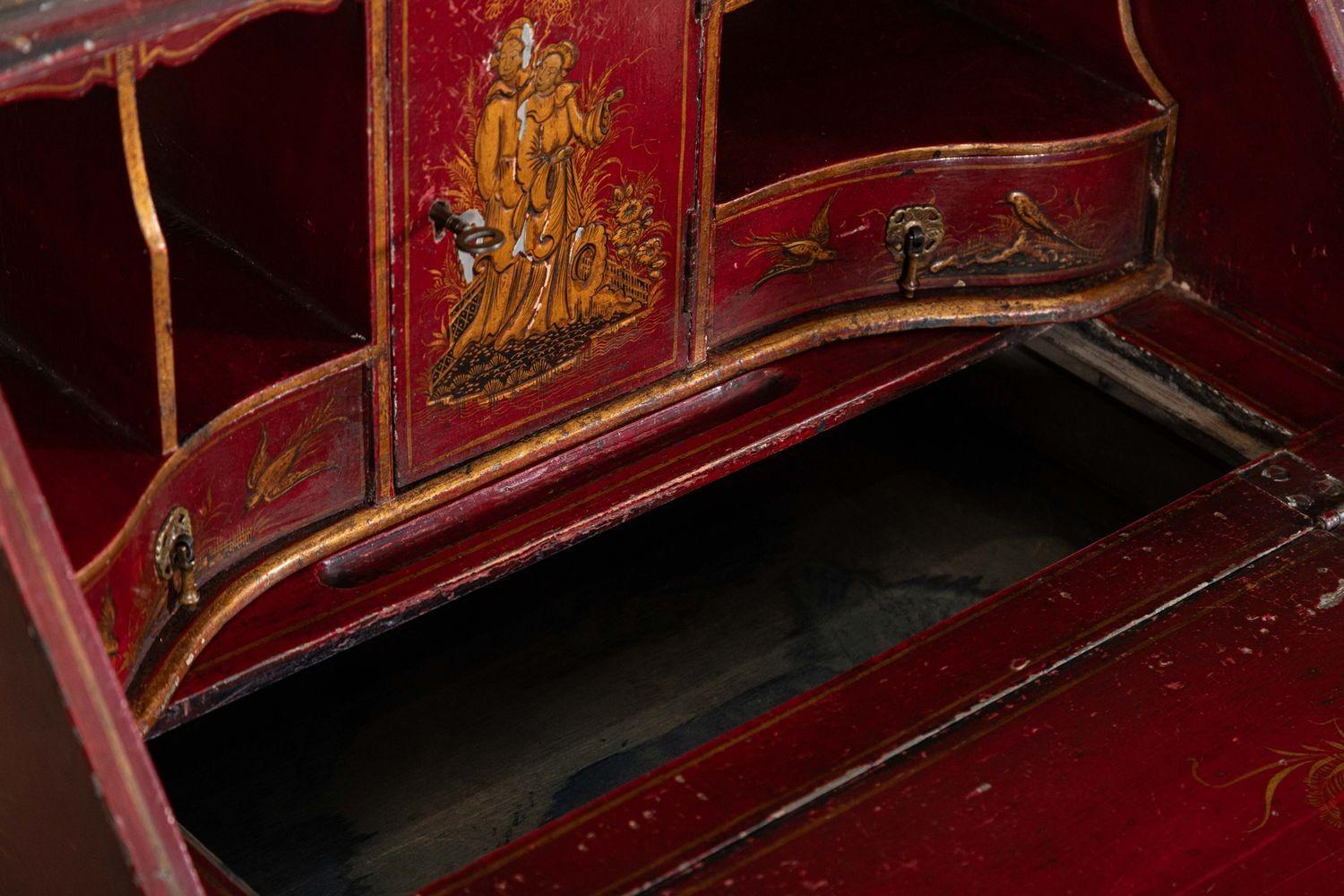 Scrittoio decorativo inglese Chinoiserie Bureau in vendita 7