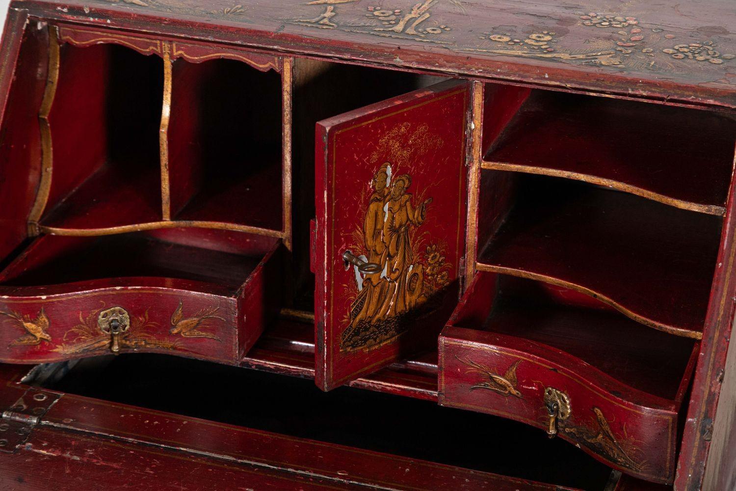 Scrittoio decorativo inglese Chinoiserie Bureau in vendita 8