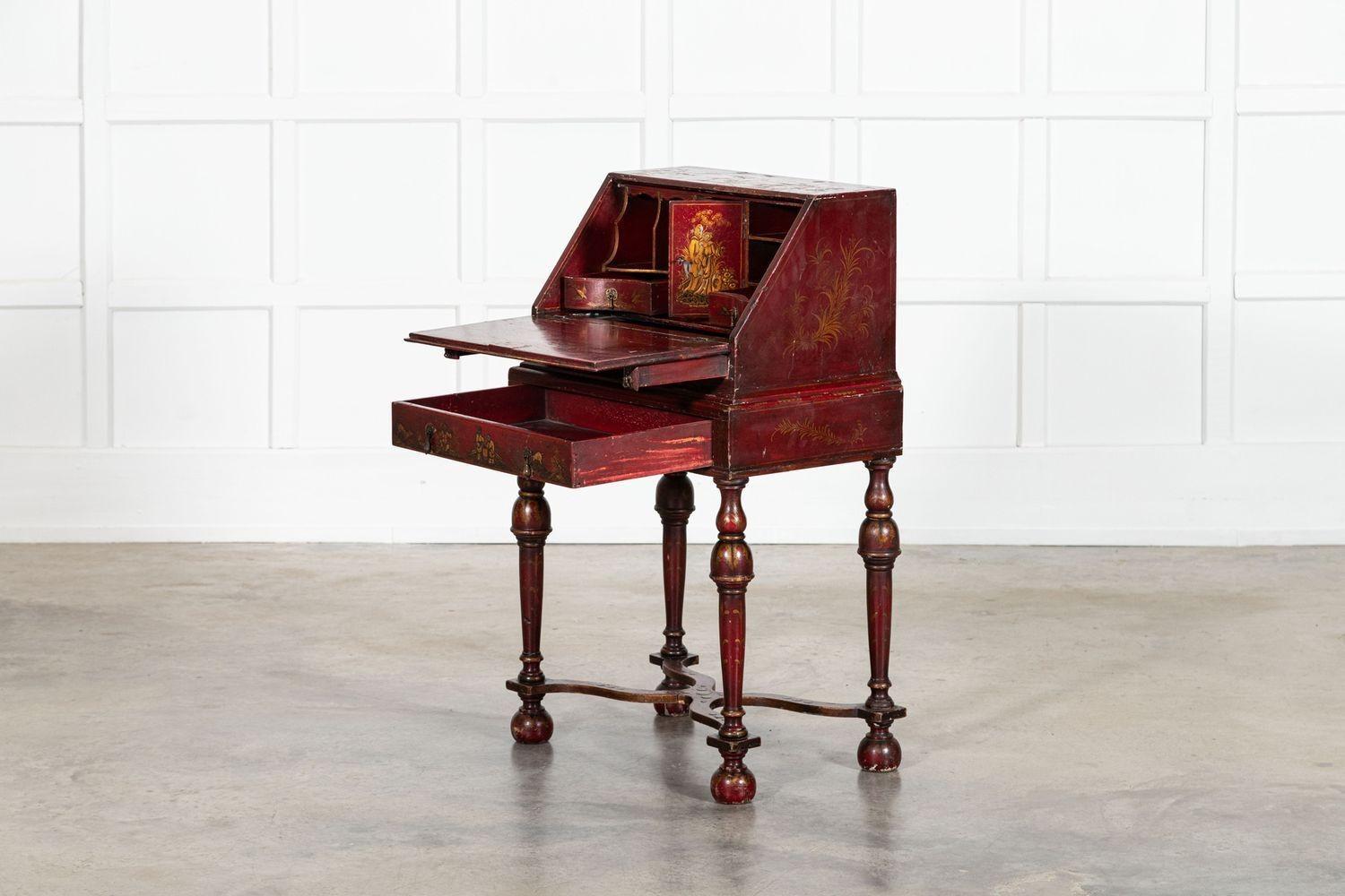 Quercia Scrittoio decorativo inglese Chinoiserie Bureau in vendita