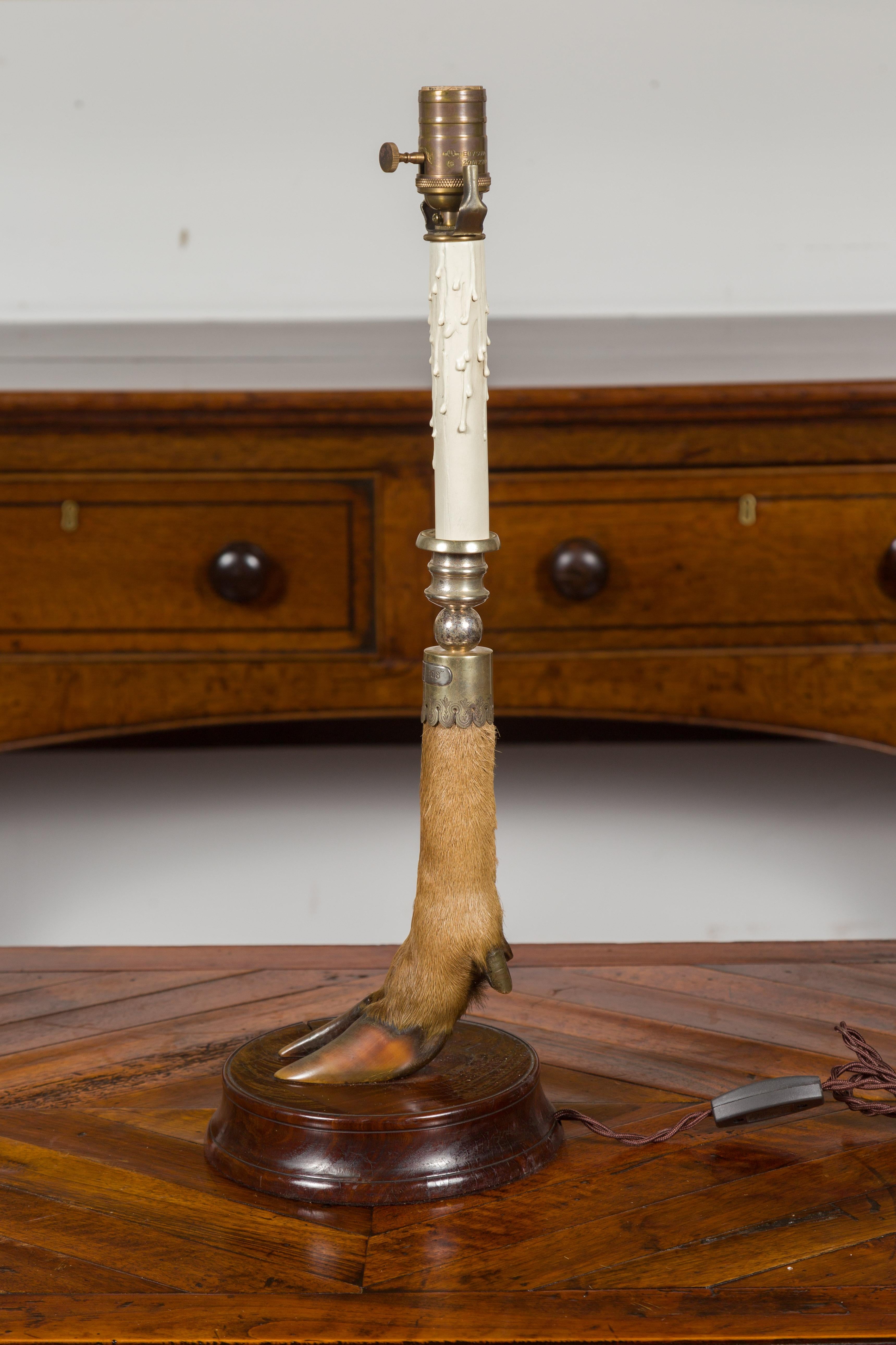 20th Century English Deer Leg Wired Table Lamp Dated 1908, Mounted on a Circular Wooden Base For Sale