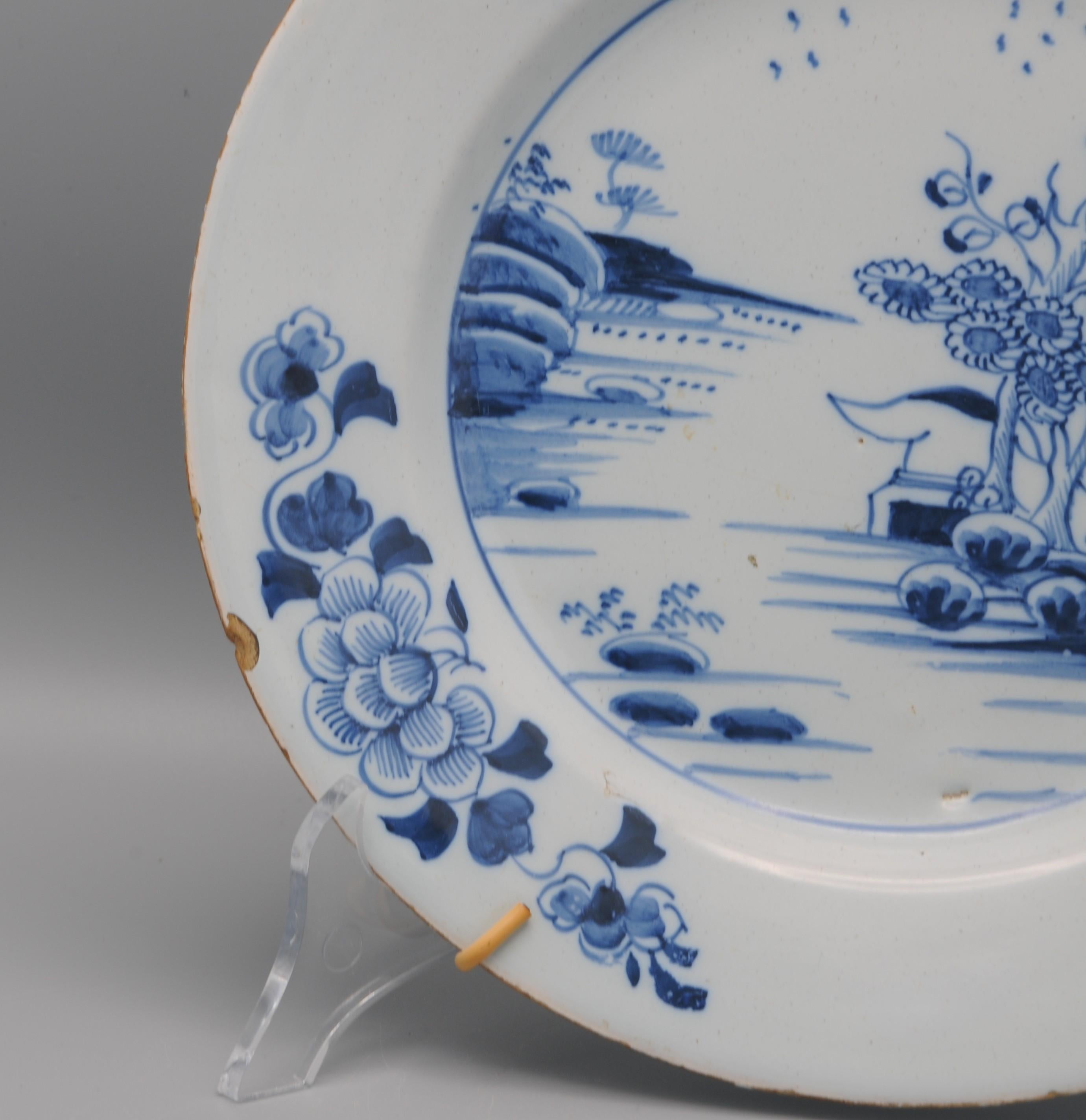 Assiette anglaise de Delft bleu et blanc - 18ème siècle Bon état - En vente à DELFT, NL