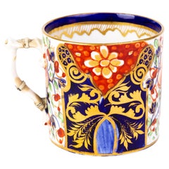 Canne à café anglaise en porcelaine de Derby géorgienne à gradins en bambou Imari, vers 1805