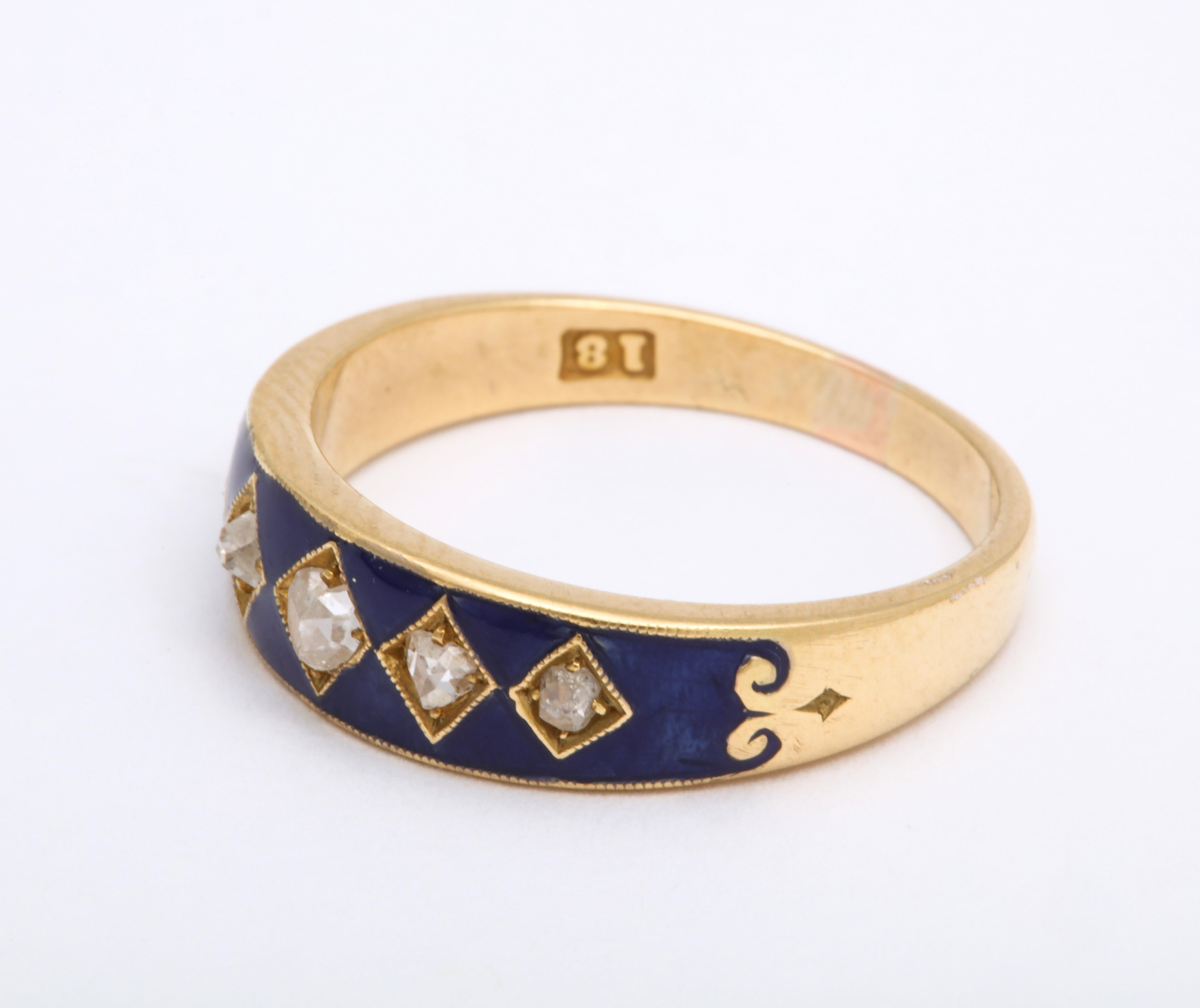 Englischer emaillierter englischer Harlekin-Ring aus 18 Karat Gold mit Diamanten, um 1890 im Angebot 1