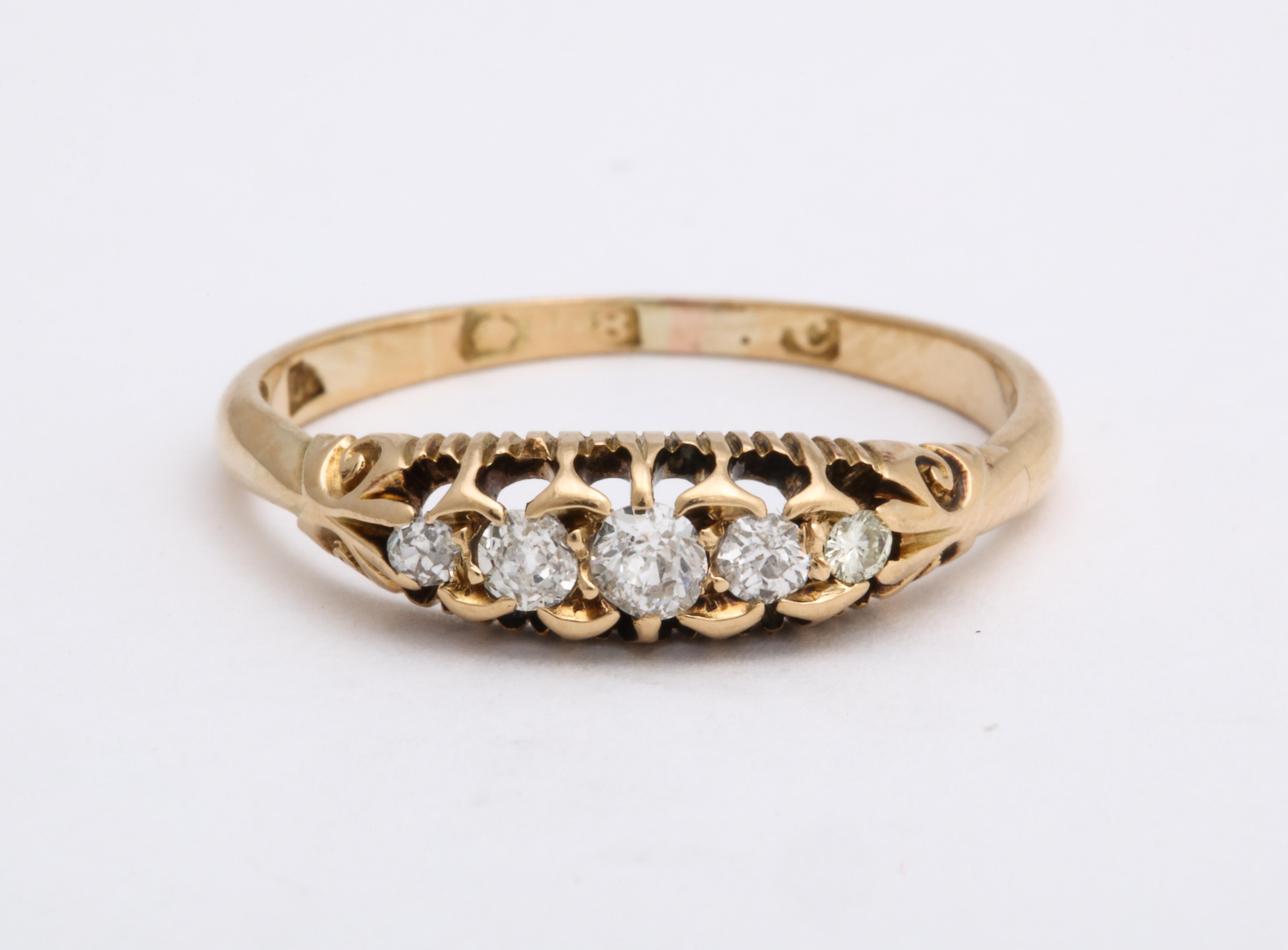 Antique Cushion Cut English 18k Gold Diamond Five Stone Ring, Mid-20th Century For Sale