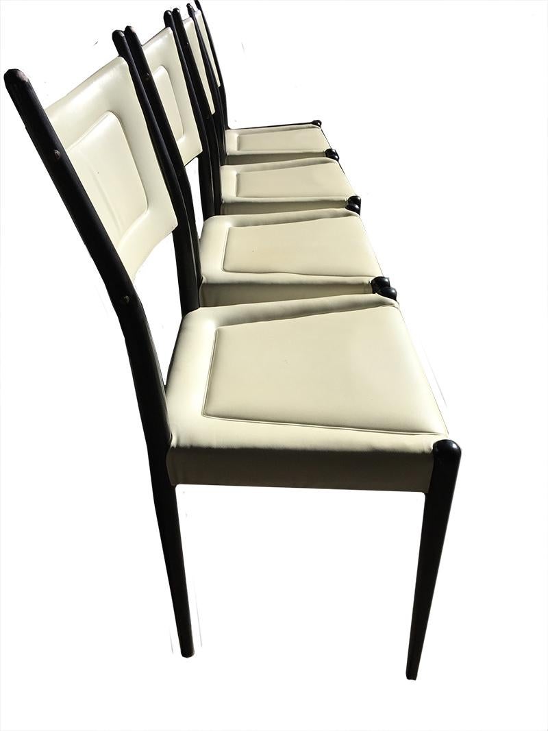  English dining chairs by Gomme for G-Plan In Good Condition For Sale In Delft, NL