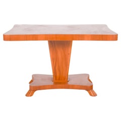 Wood Dining Room Tables