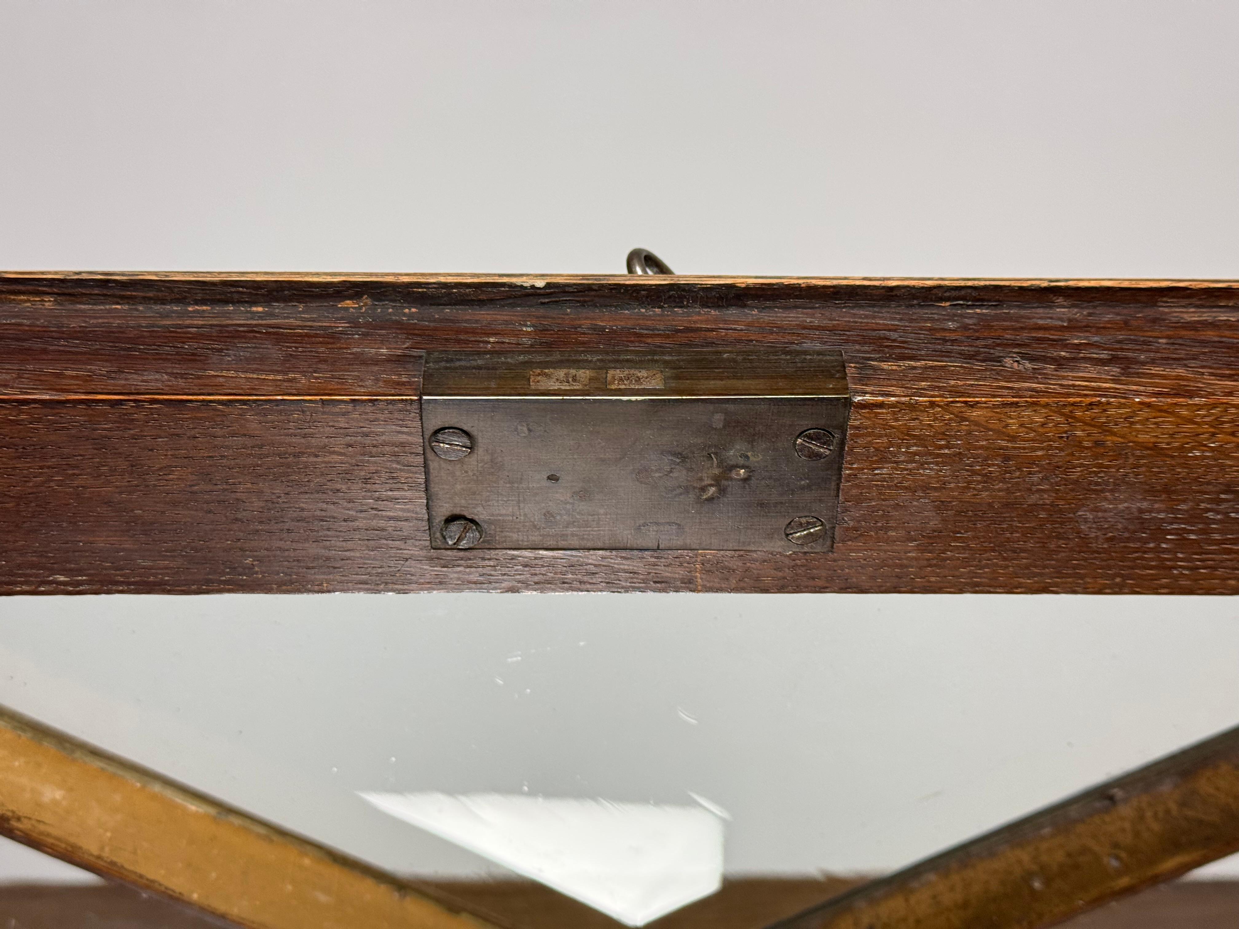 English display case 19th century oak For Sale 6