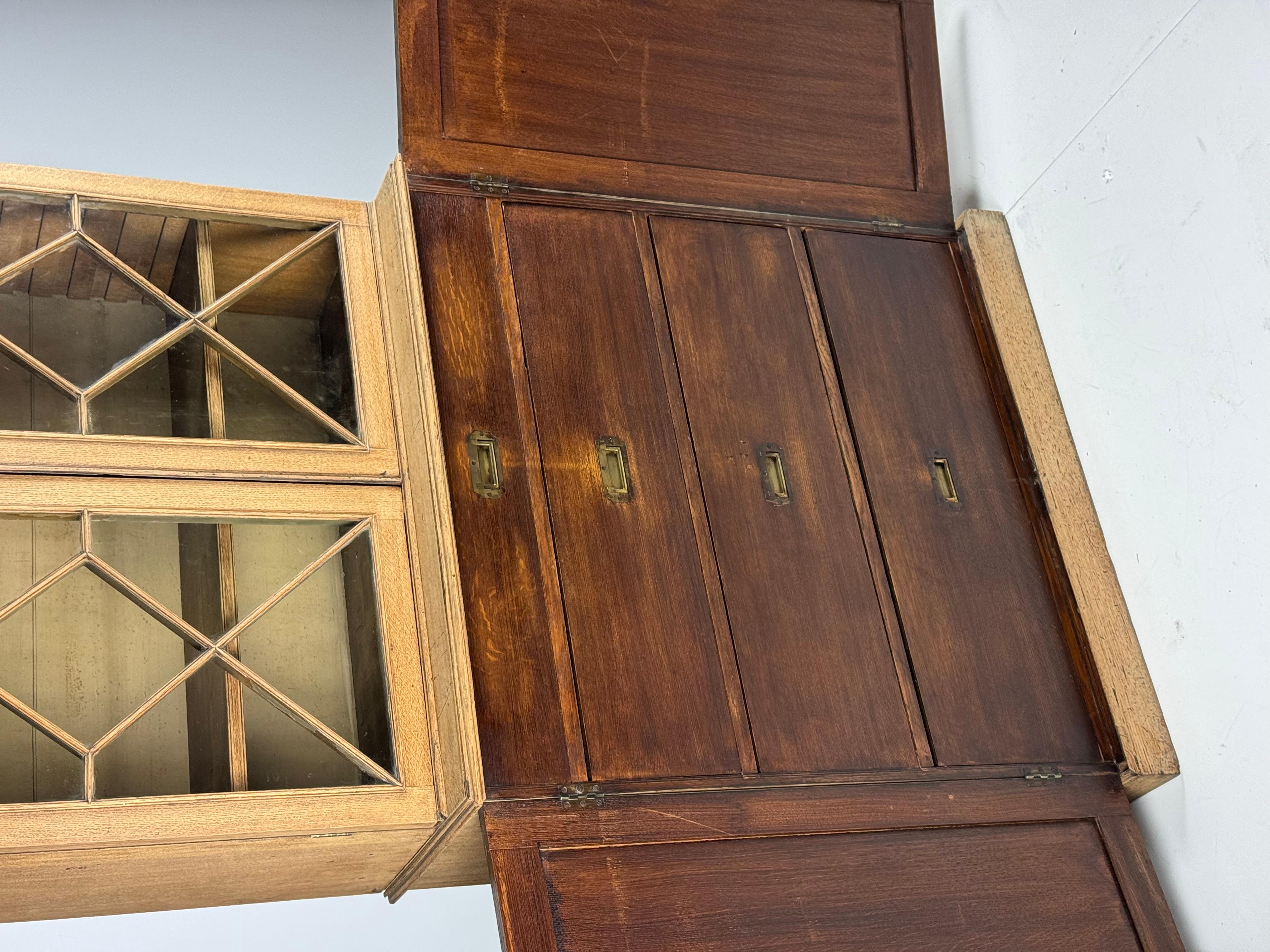 English display case 19th century oak For Sale 14
