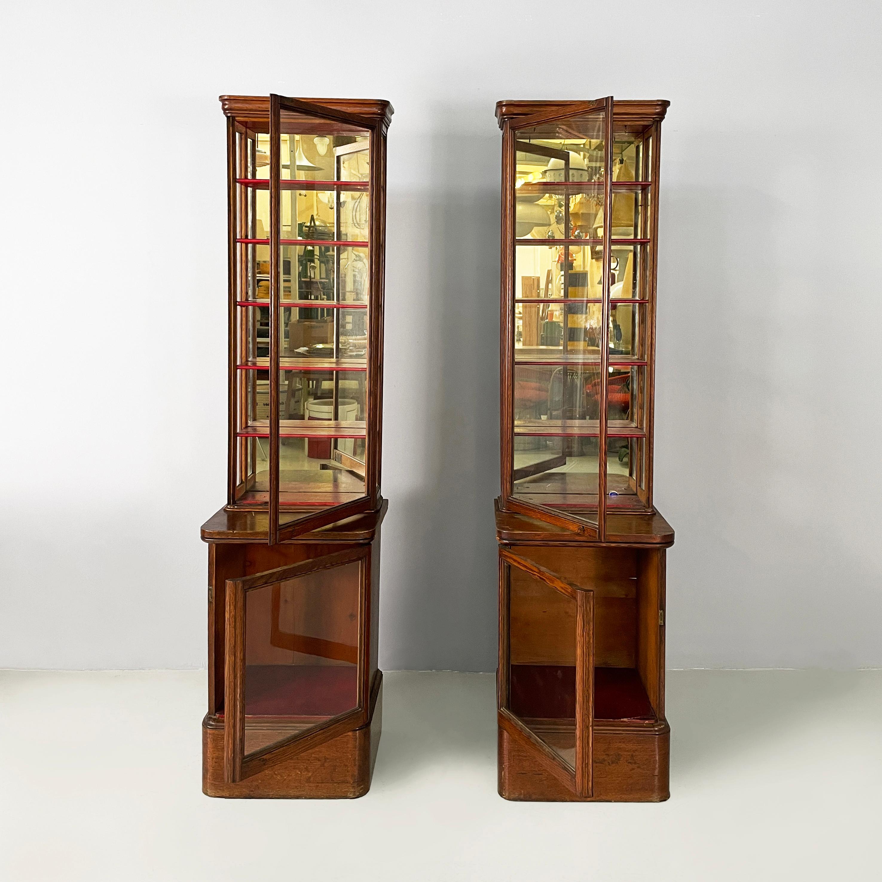 Englische Vitrinenkästen aus Holz und Glas, Mitte der 1800er Jahre im Zustand „Relativ gut“ im Angebot in MIlano, IT