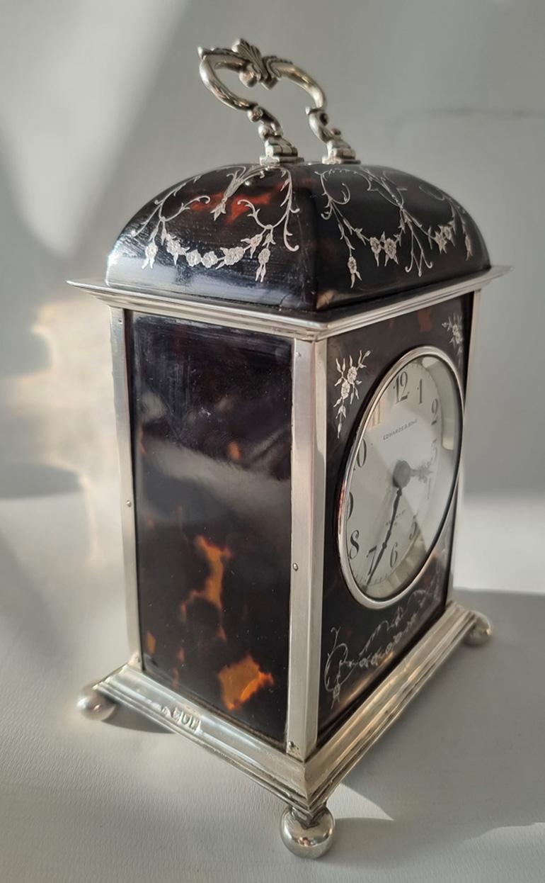 English Dome Topped Tortoiseshell & Silver Piquet Striking Carriage Clock In Good Condition For Sale In London, GB