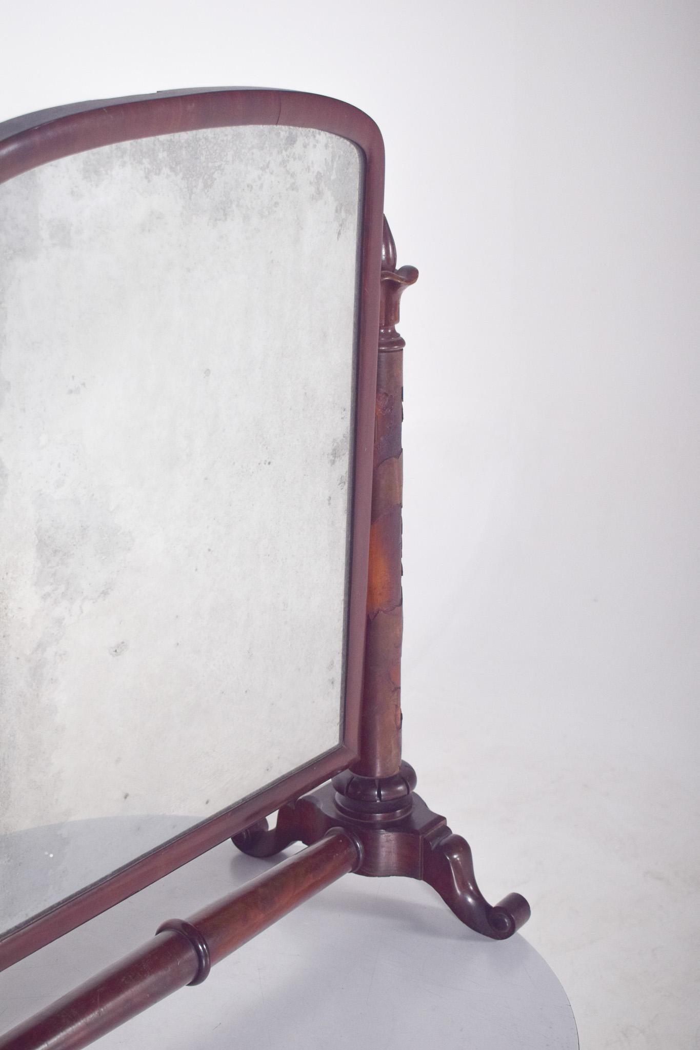 Legno Specchio da toeletta inglese con torniture in vendita