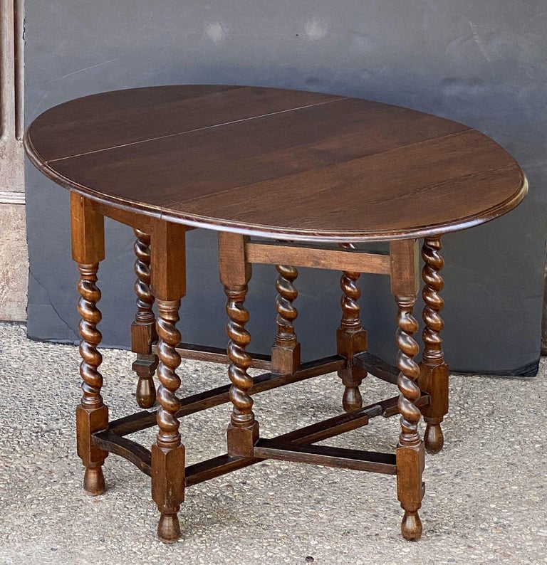 English DropLeaf GateLeg Table of Oak at 1stDibs