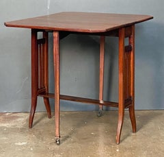 English Drop-Leaf Sutherland Table of Mahogany Attributed to Spillman & Co.