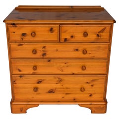English Ducal 5 Drawer Chest of Drawers