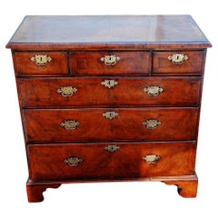 English Early 18th Century Queen Anne Walnut Chest of Drawers with Bracket Base
