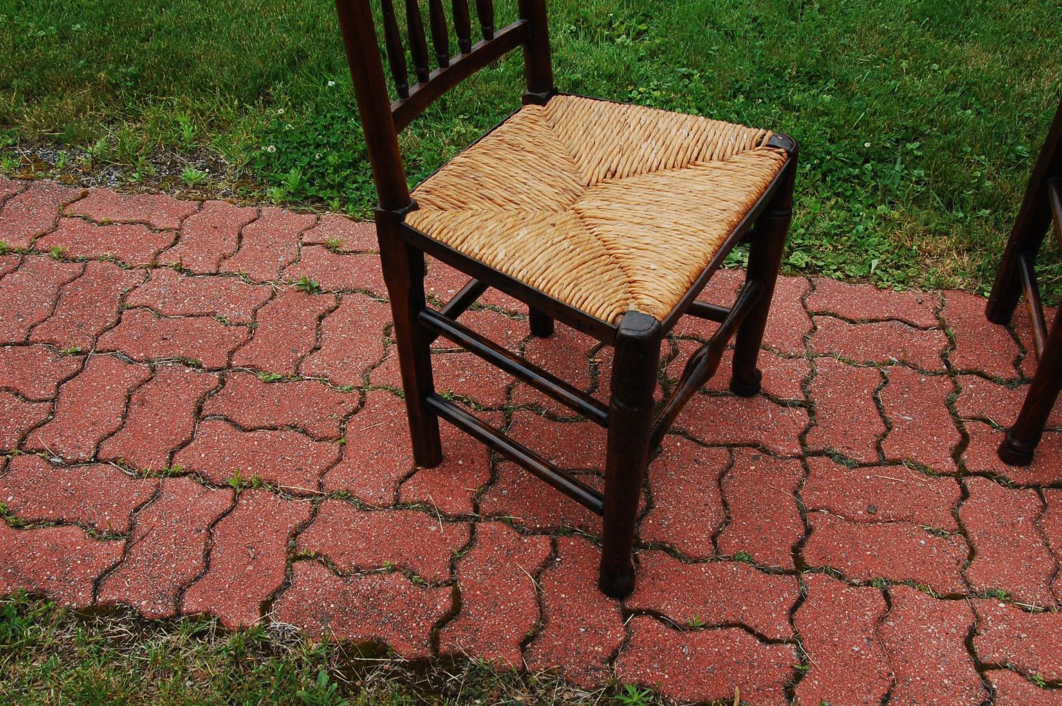 Rush English Early 19th Century Assembled Set of Four Lancashire Spindleback Chairs