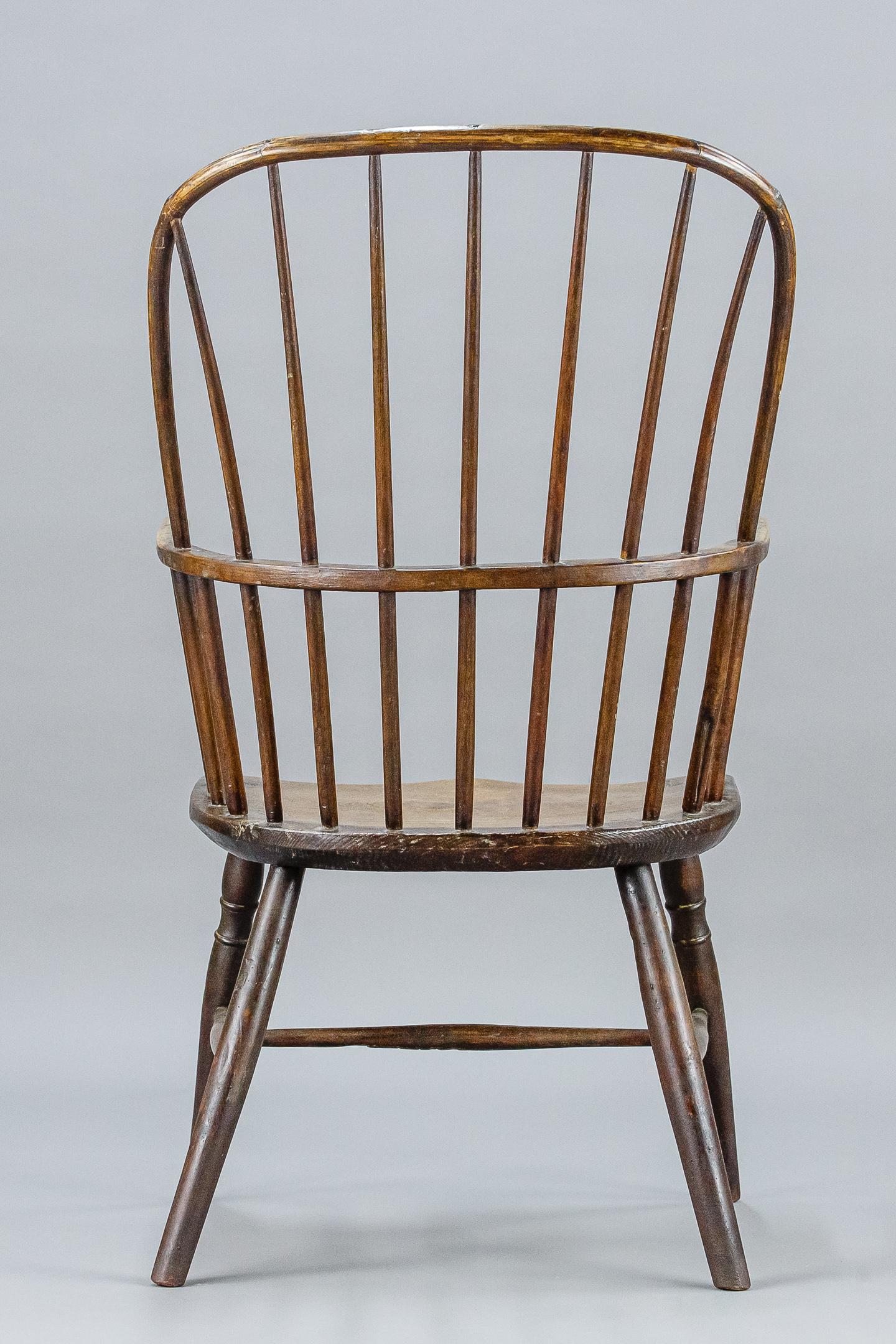 English Early 19th Century Country Hoop Back Windsor Chair 2