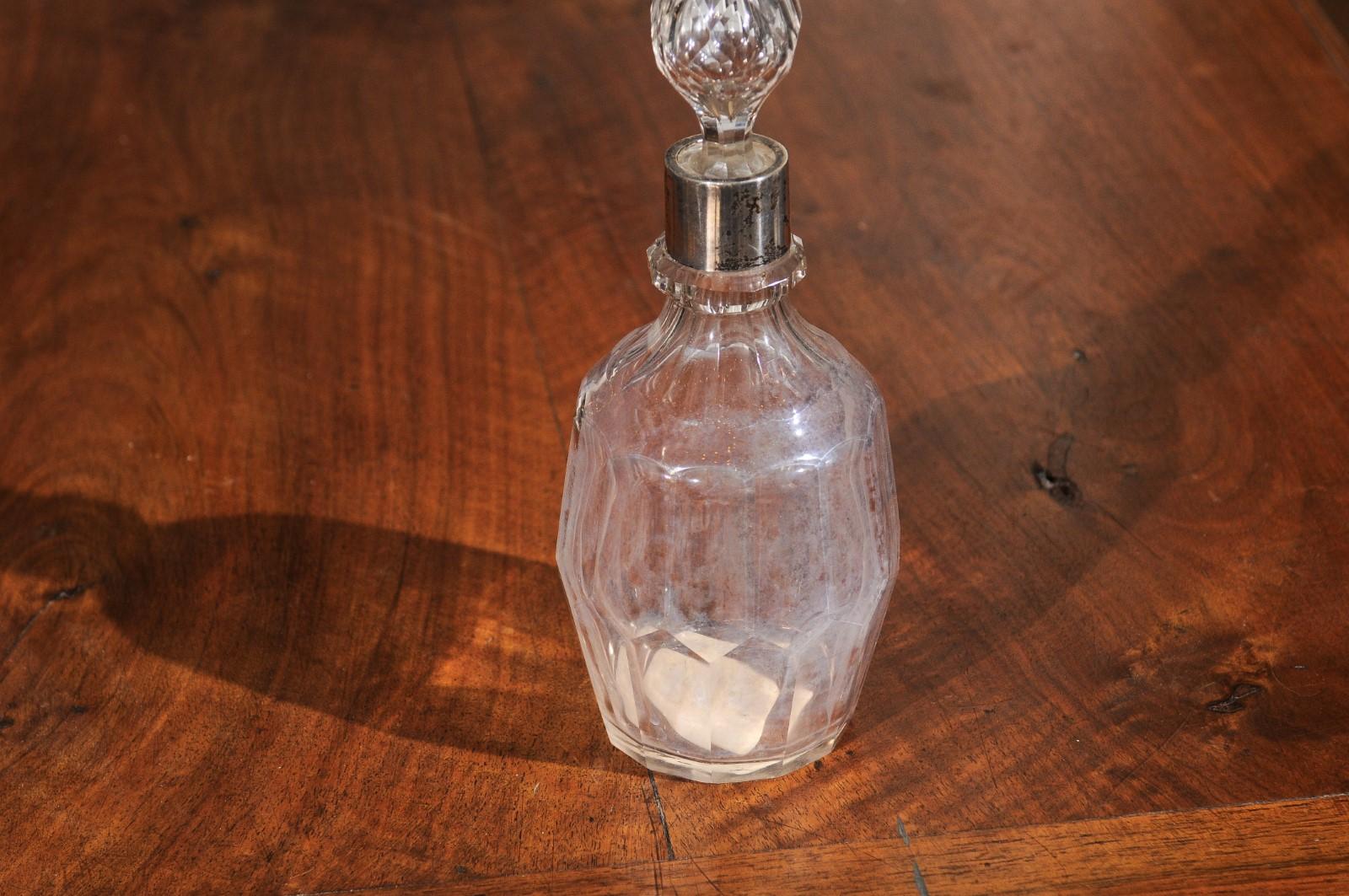 English Early 19th Century Crystal Toiletry Bottle with Stopper and Silver Neck 1