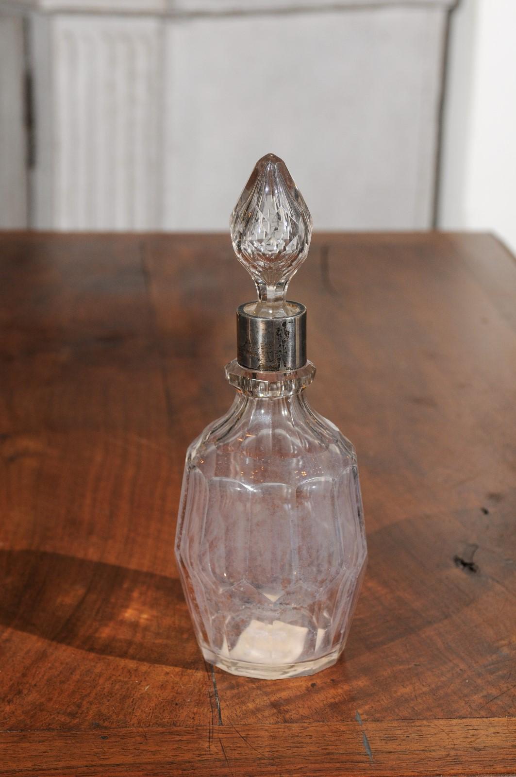 English Early 19th Century Crystal Toiletry Bottle with Stopper and Silver Neck 2