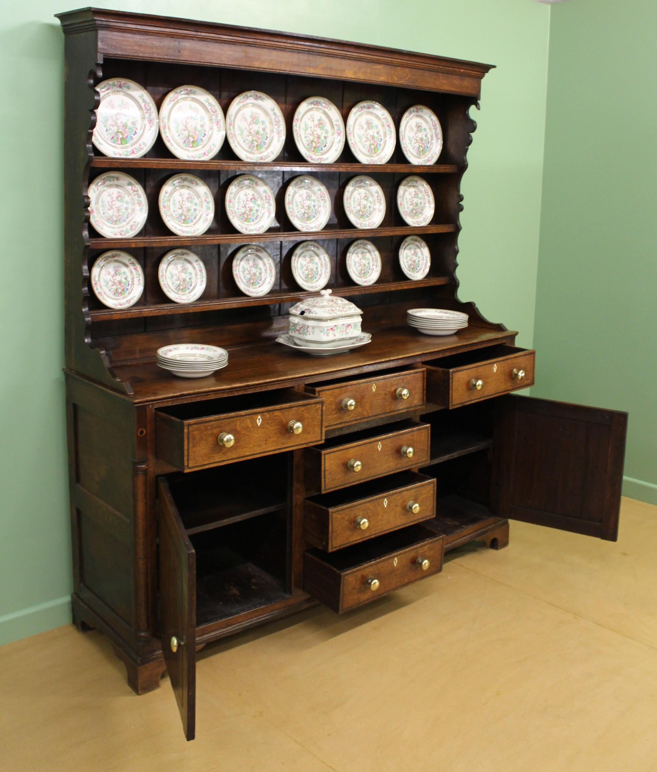 English Early 19th Century Georgian Oak Dresser For Sale 10