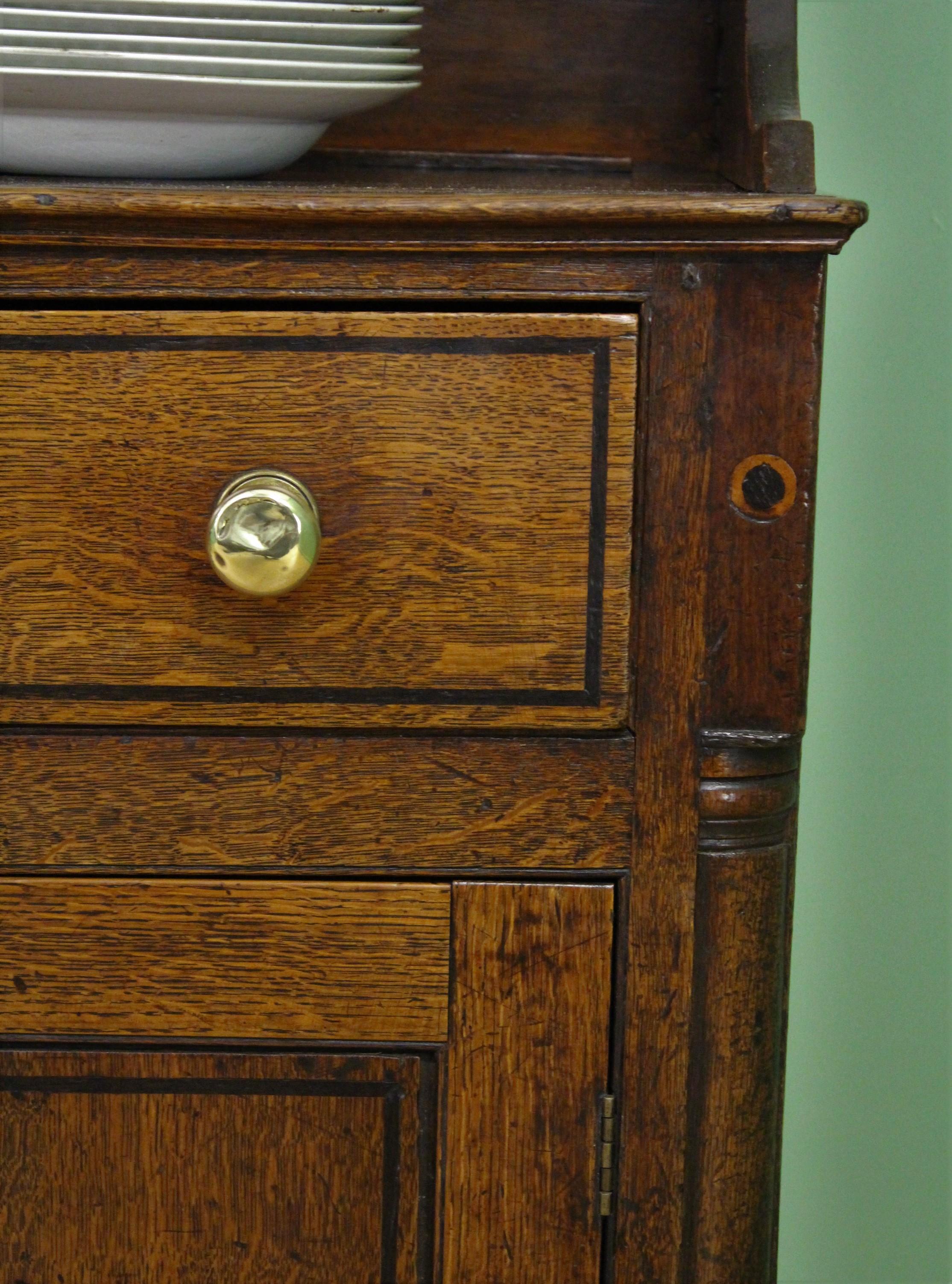 English Early 19th Century Georgian Oak Dresser For Sale 3