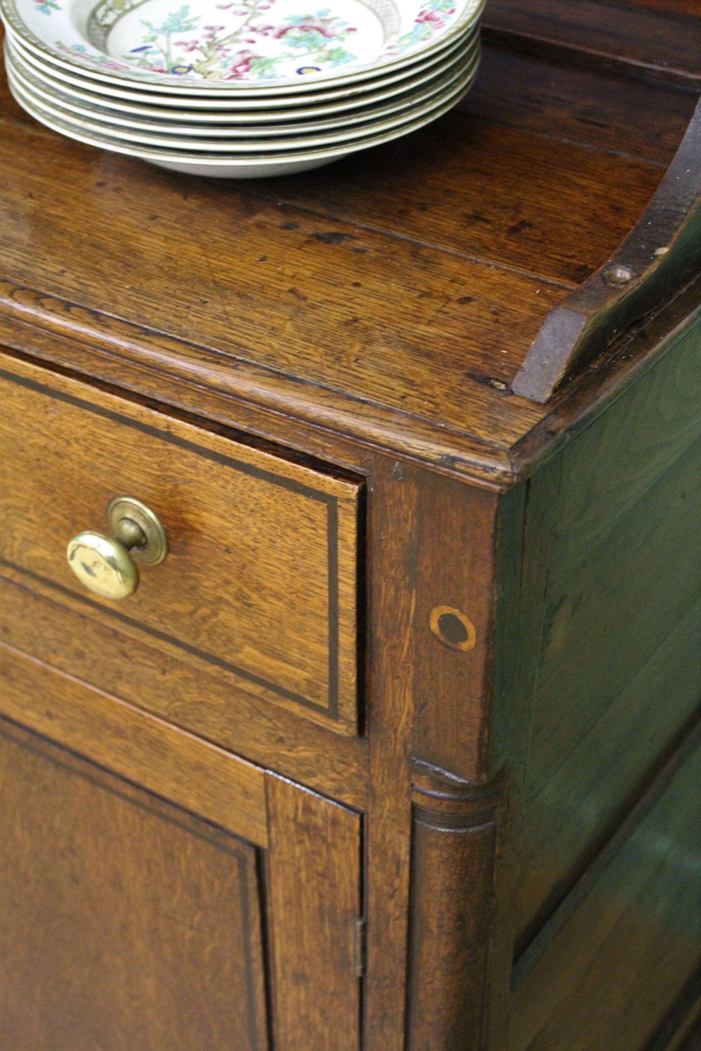 English Early 19th Century Georgian Oak Dresser For Sale 5