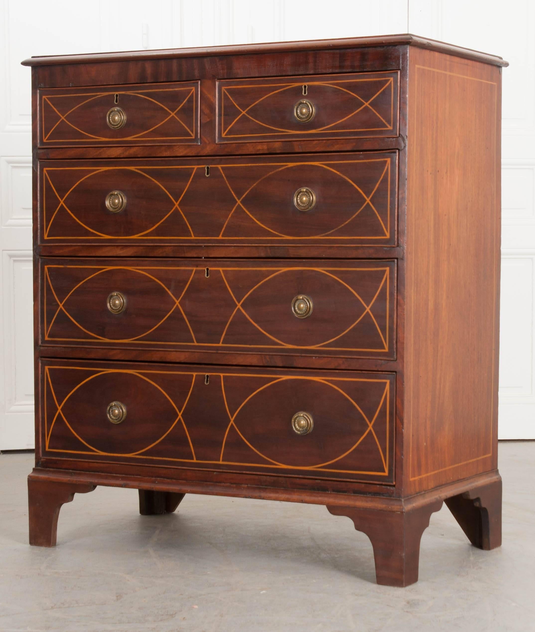 English Early 19th Century Mahogany Chest of Drawers 2