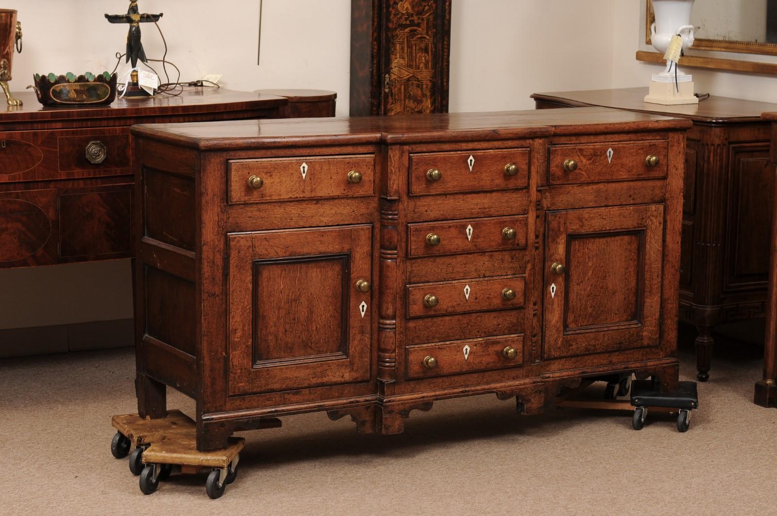 English Early 19th Century Oak Dresser Base with Inlayed Bone Escutchens In Fair Condition For Sale In Atlanta, GA