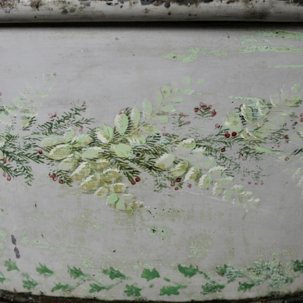 English Early 19th Century Original Painted Tole Foot bath In Good Condition In Shustoke, GB