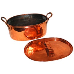 Used English Early 19th Century Oval Copper Roasting Pan or Cauldron with Lid