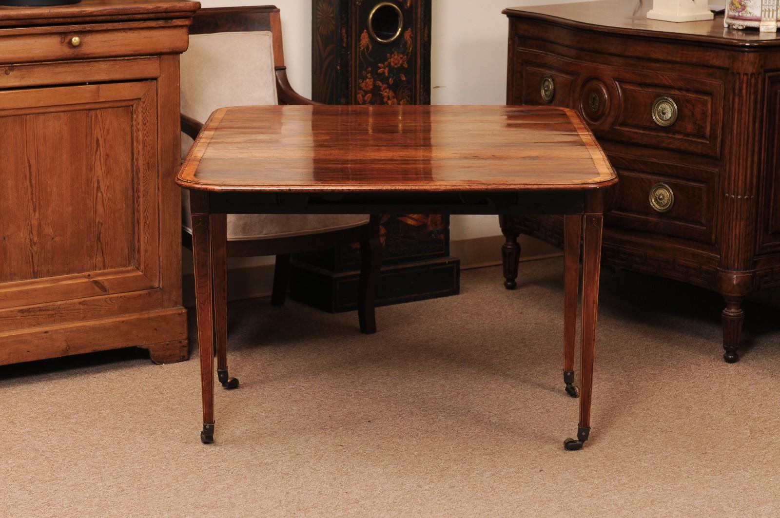Table Pembroke en bois de rose anglaise du début du 19e siècle en vente 5